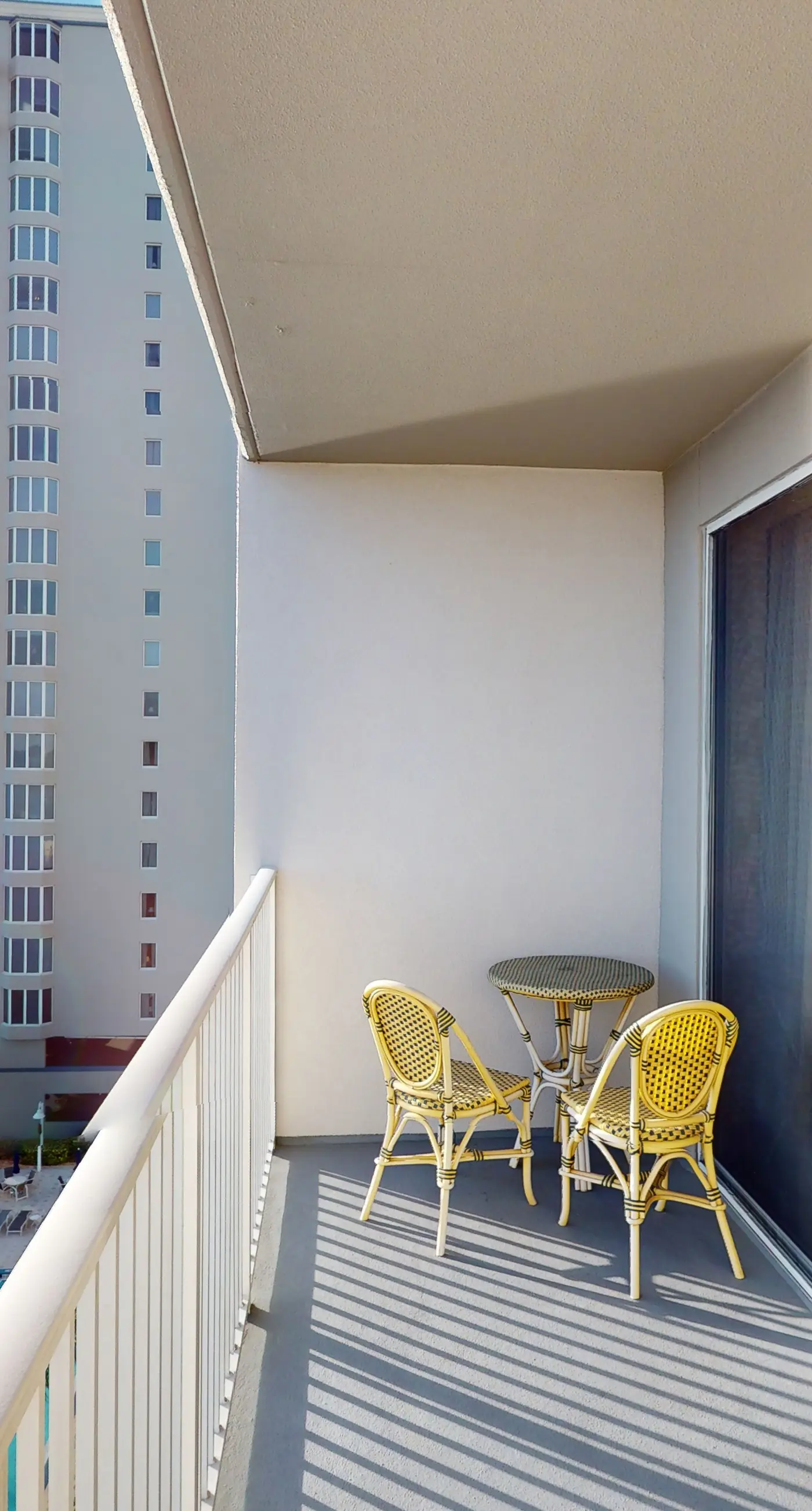 BLU109-13415-1-0602-1 - Blue Heron Beach Resort 1-0602