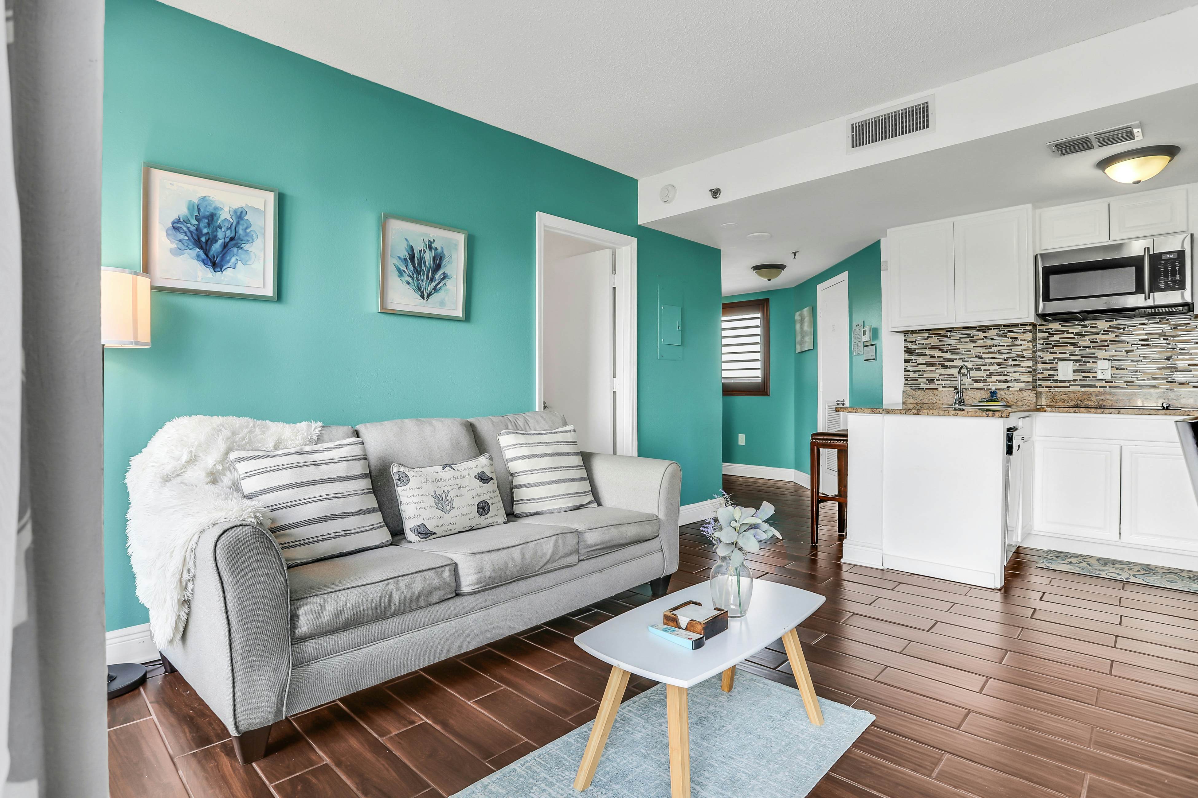 ENO102-6165-1601-2 - The Enclave - Unit 1601