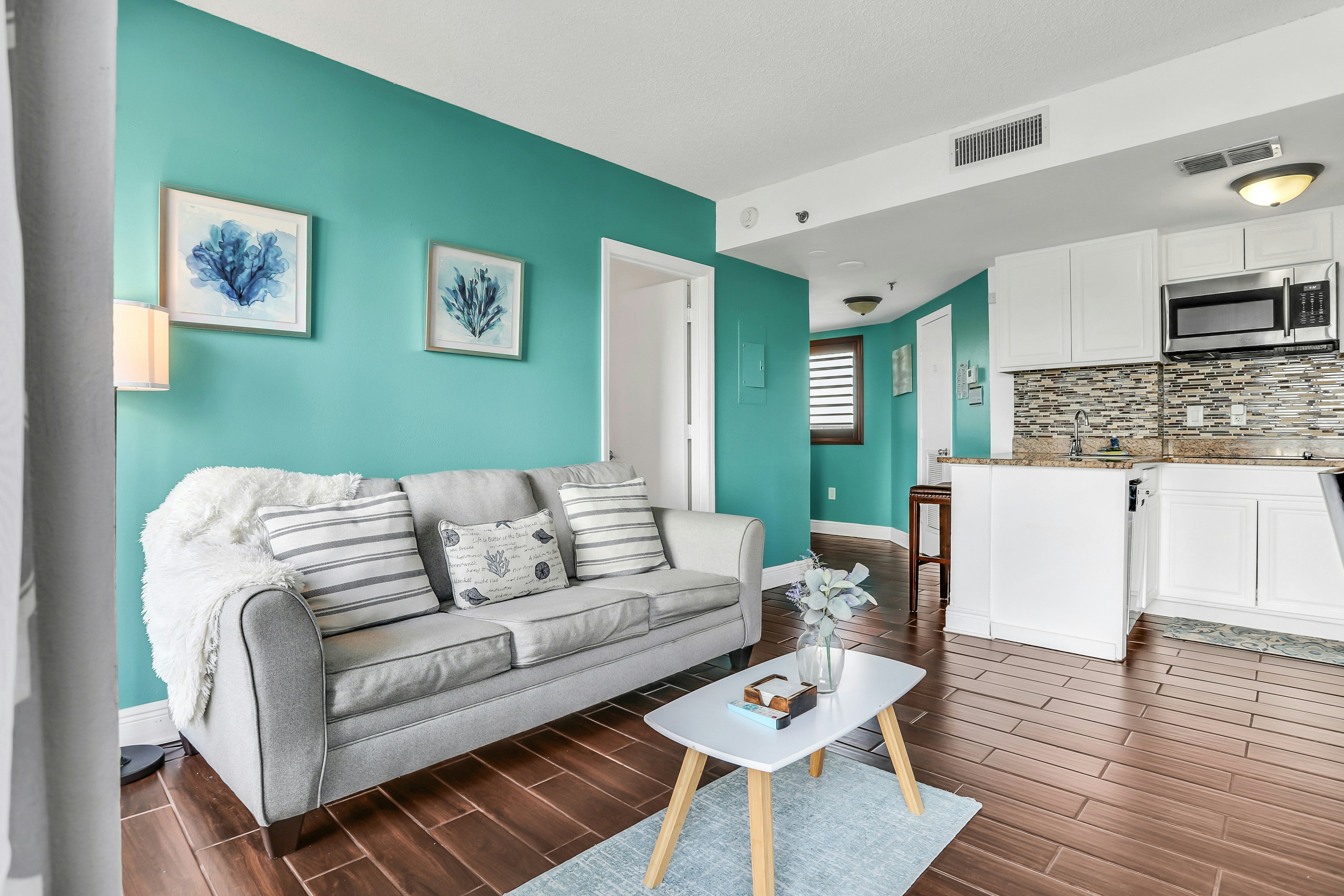 ENO102-6165-1601-2 - The Enclave - Unit 1601