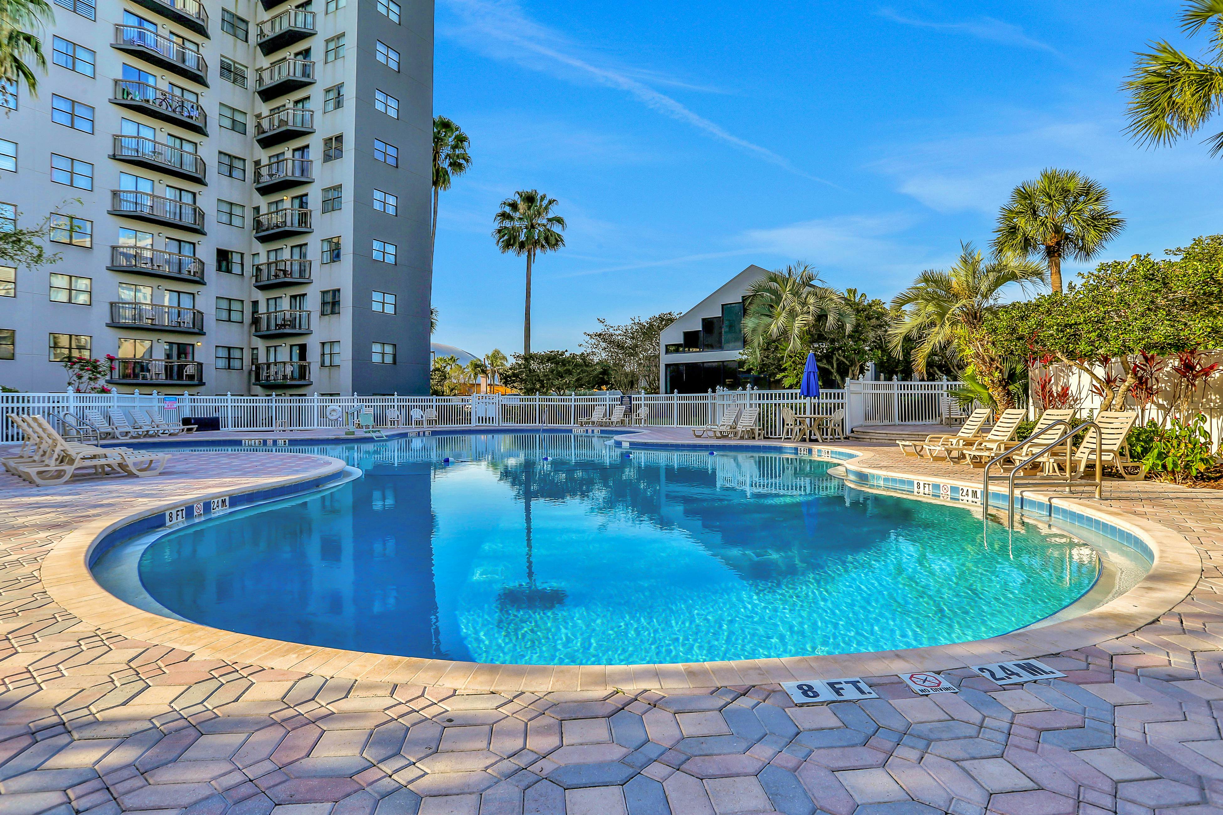 ENO102-6165-1601-2 - The Enclave - Unit 1601