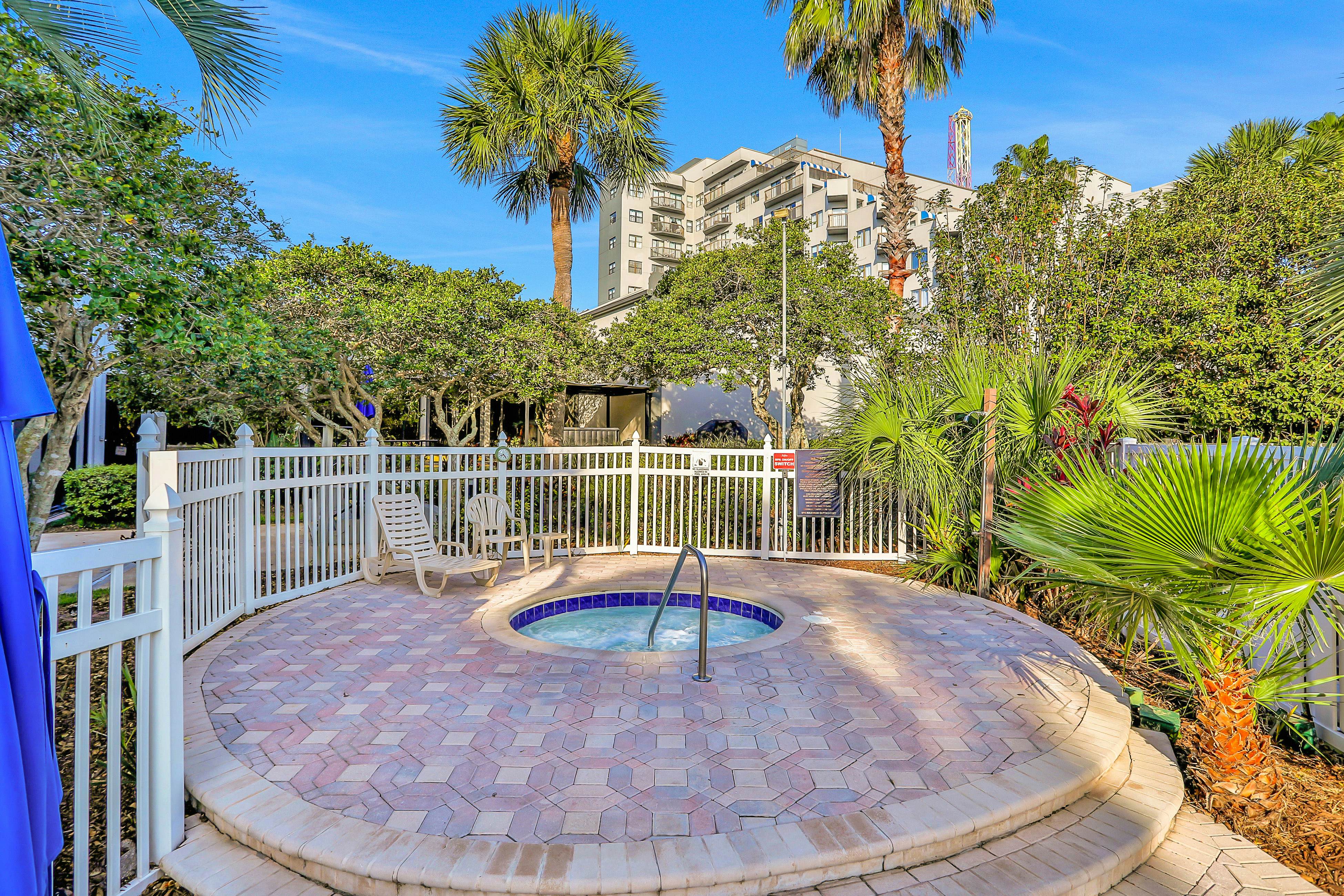 ENO102-6165-1601-2 - The Enclave - Unit 1601