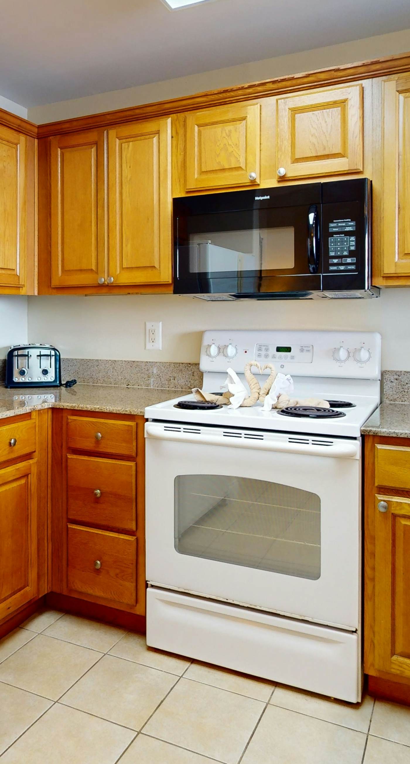 BLU114-13415-1-1002-1 - Blue Heron Beach Resort 1-1002