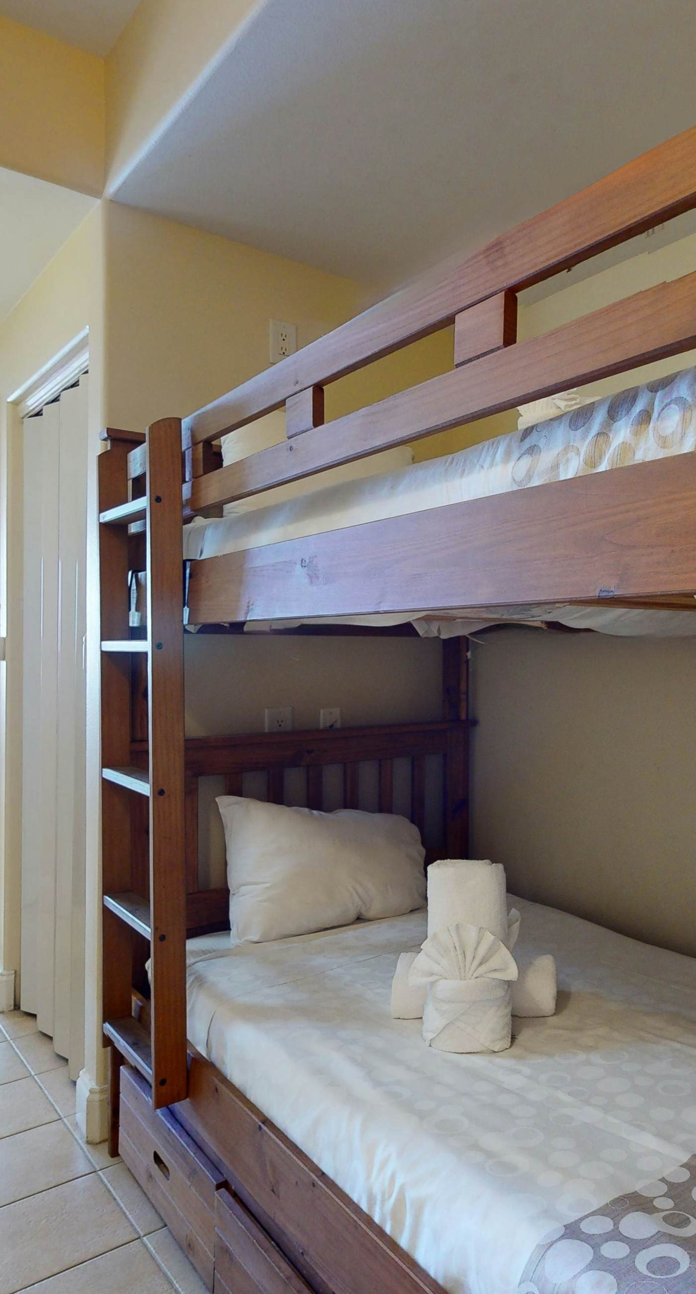 BLU114-13415-1-1002-1 - Blue Heron Beach Resort 1-1002