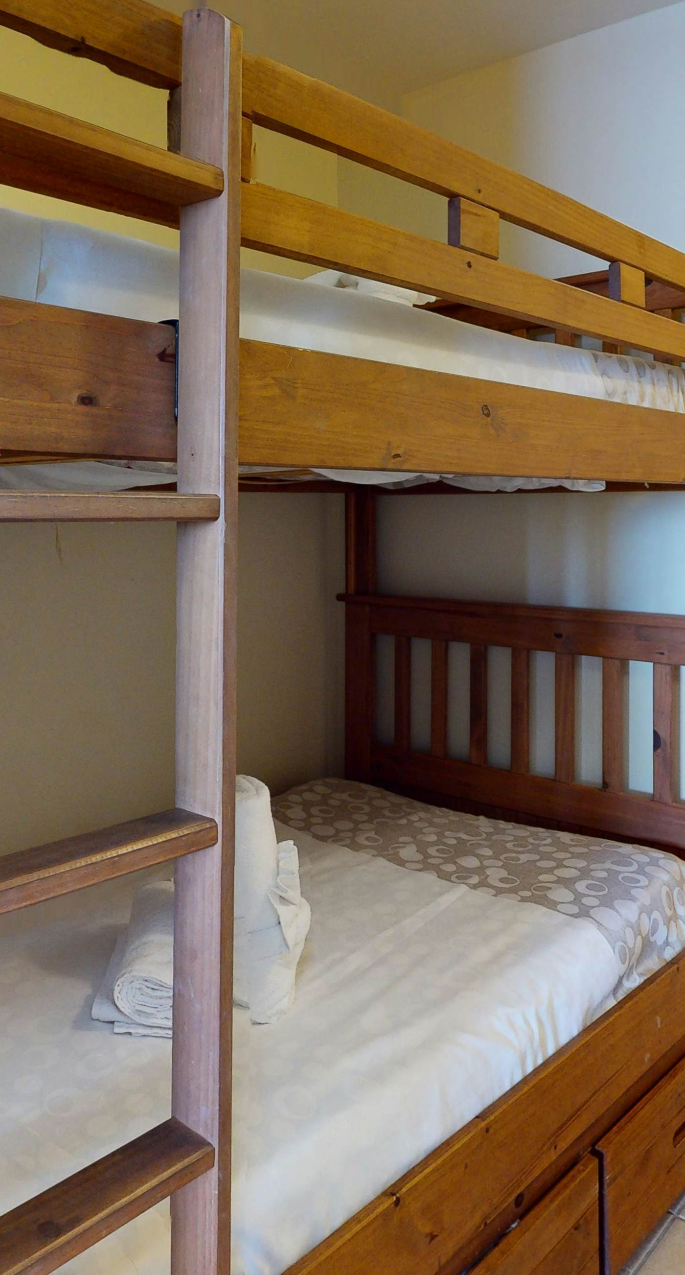 BLU114-13415-1-1002-1 - Blue Heron Beach Resort 1-1002