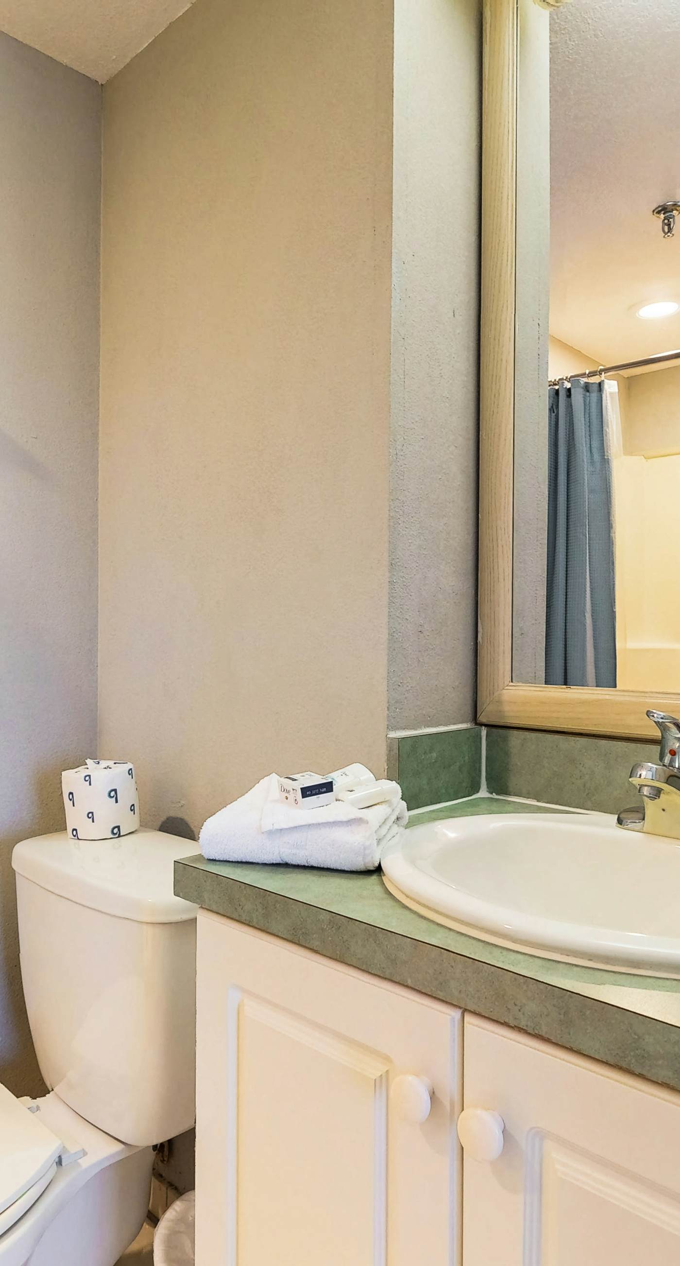 ENO103-6165-1404-2 - The Enclave #1404