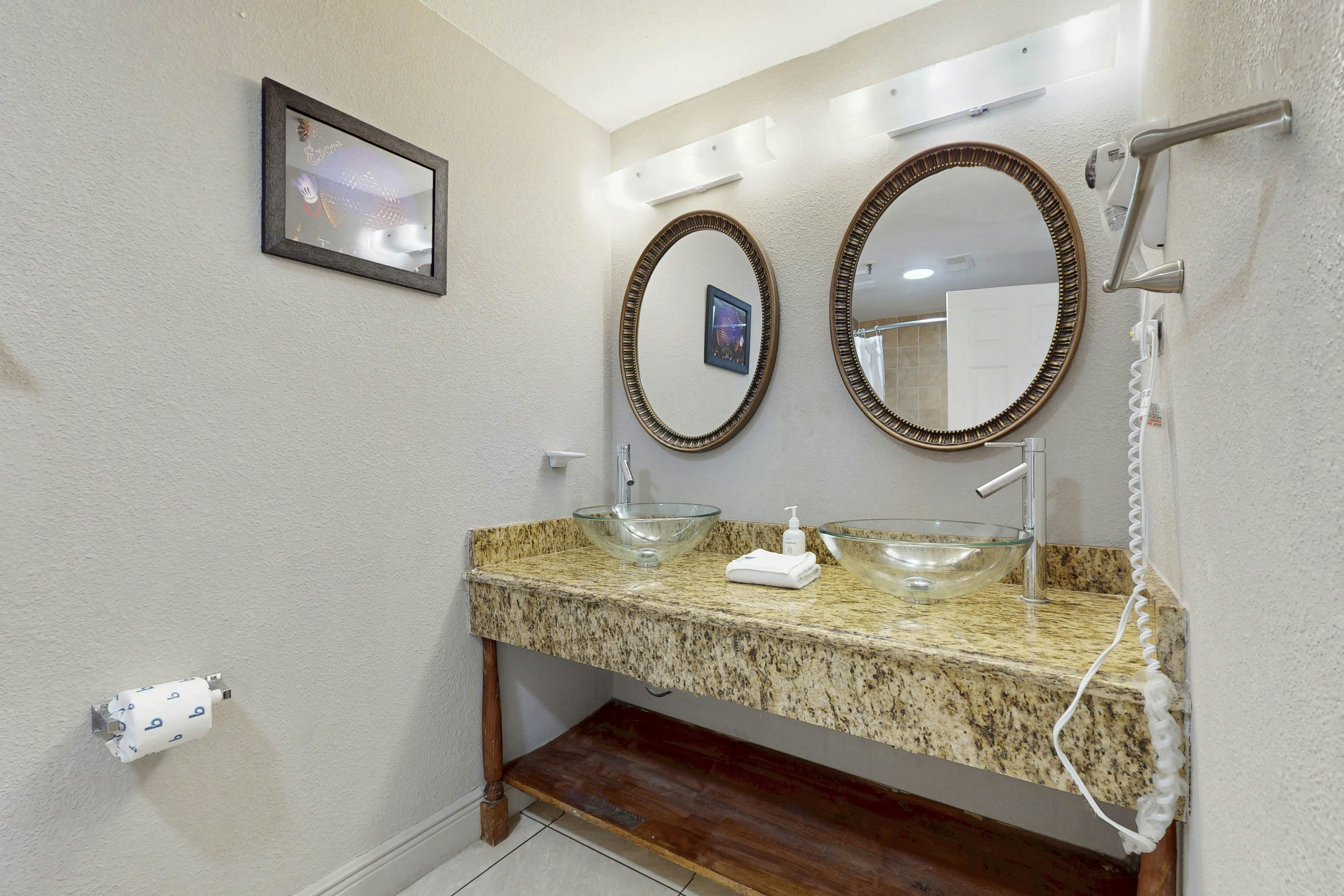 ENO104-6165-1505-2 - The Enclave # 1505