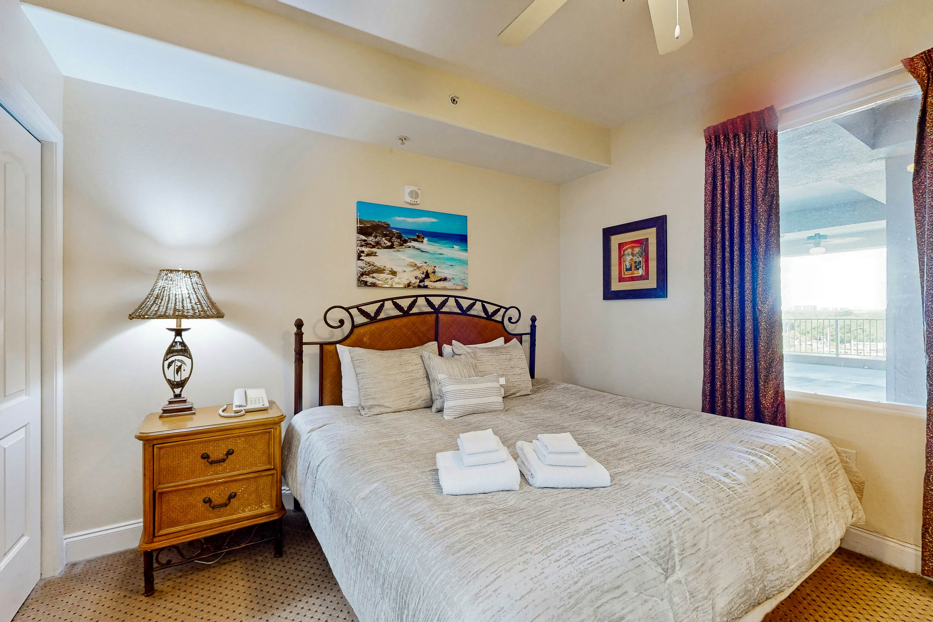 BLU108-13415-1-0505-1 - Sunset Views at Blue Heron