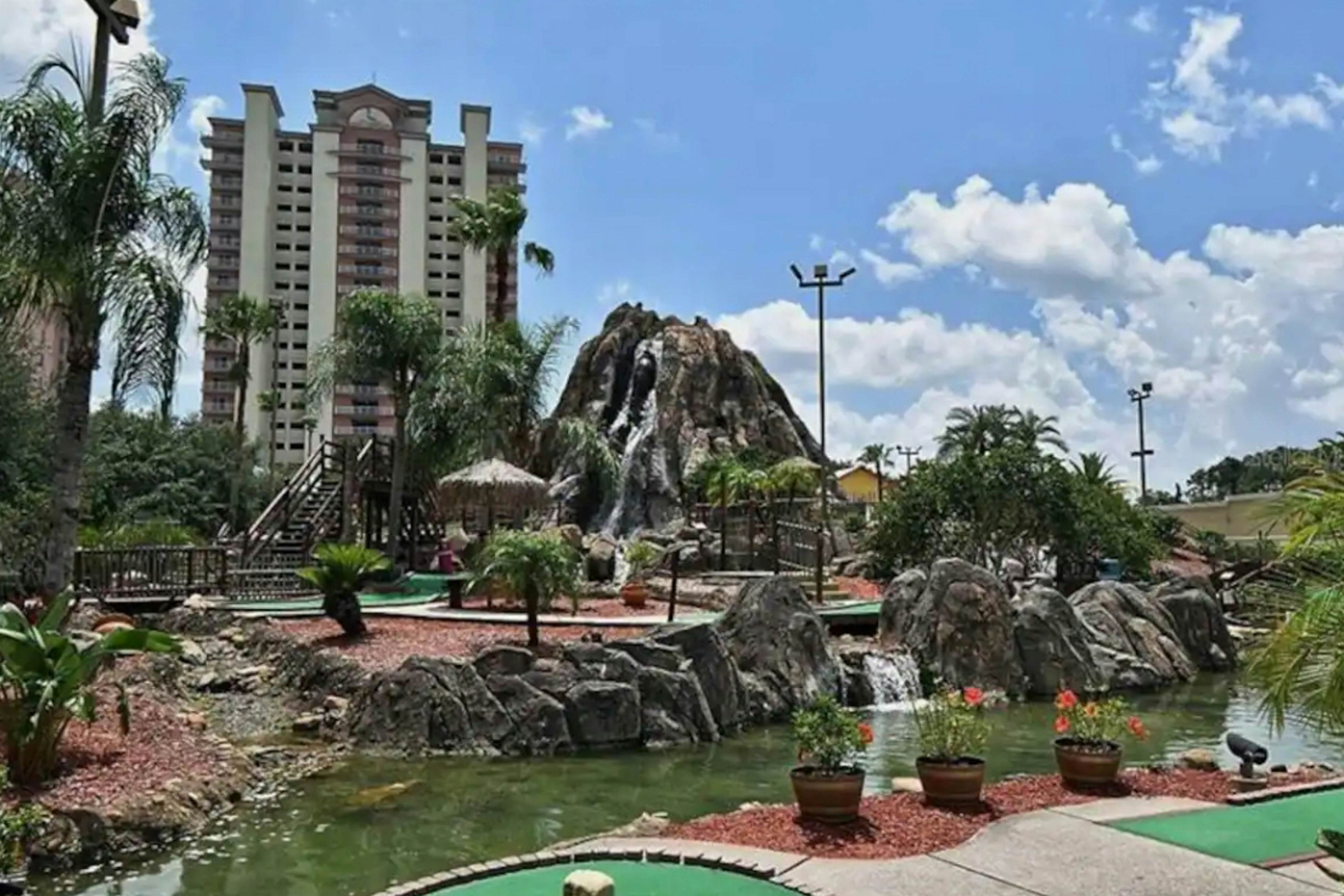 BLU108-13415-1-0505-1 - Sunset Views at Blue Heron