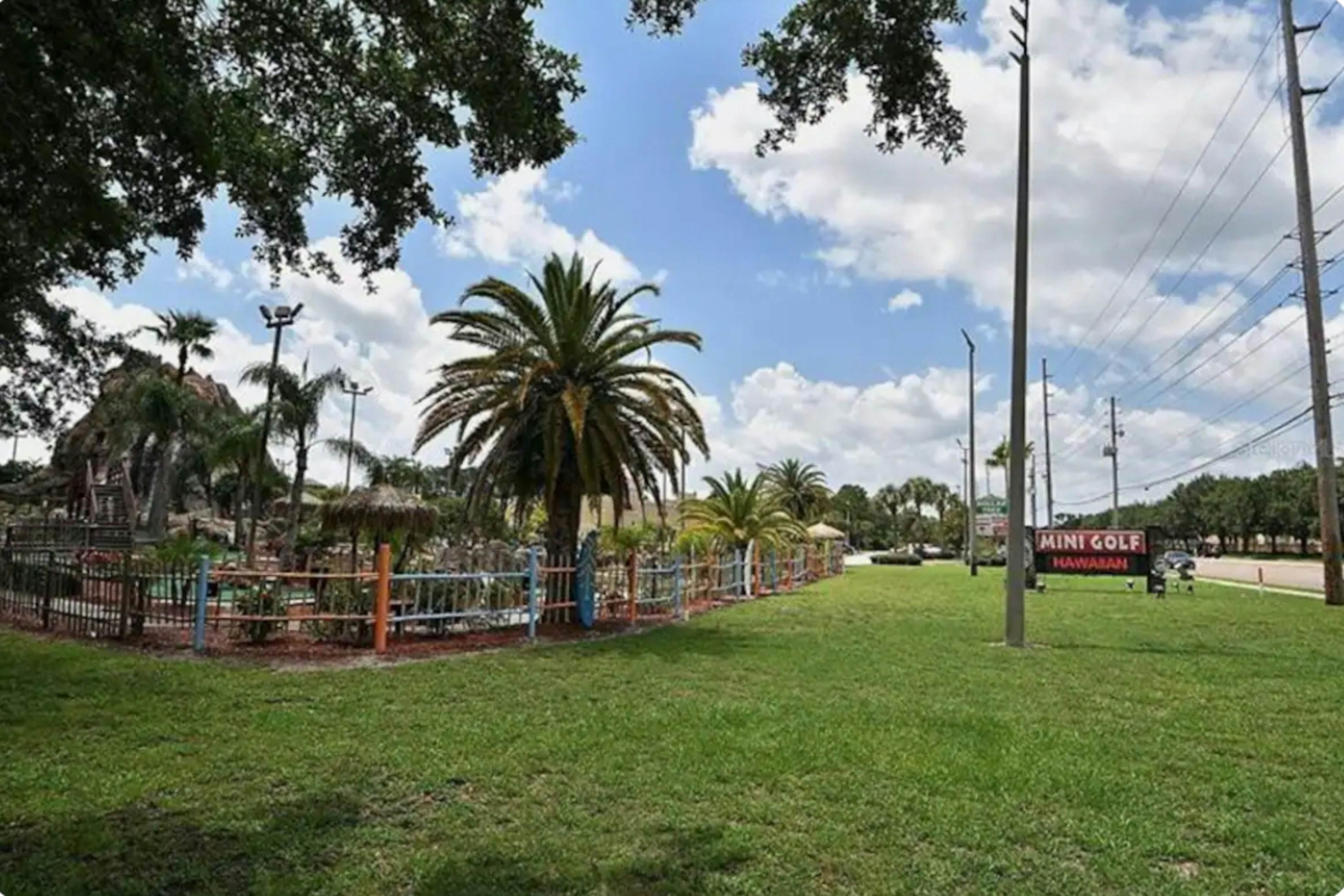 BLU108-13415-1-0505-1 - Sunset Views at Blue Heron