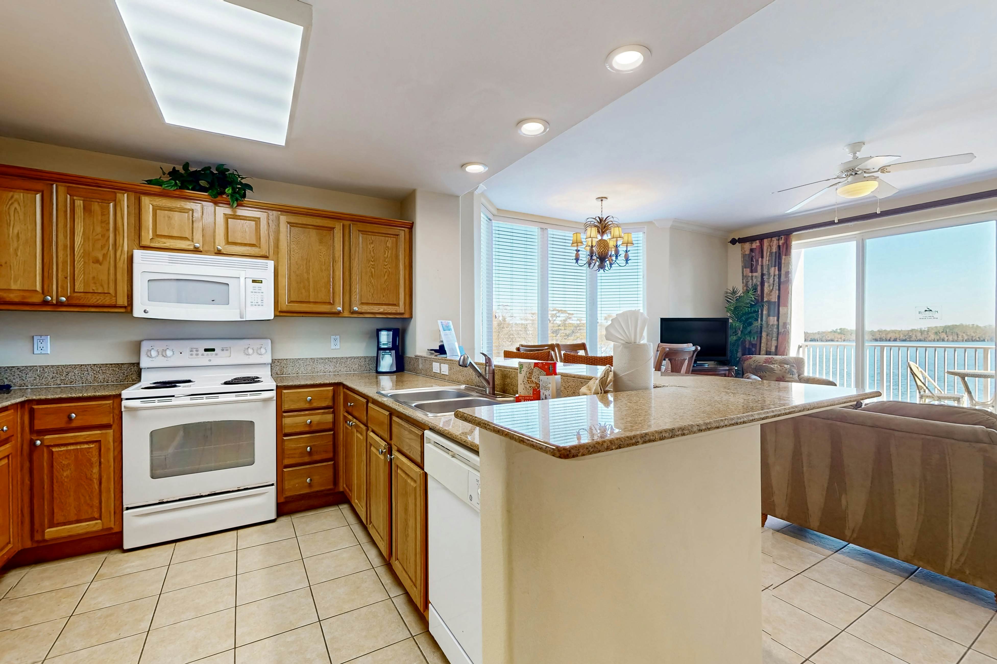 BLU117-13427-2-0201-2 - Blue Heron Beach Resort 2-0201