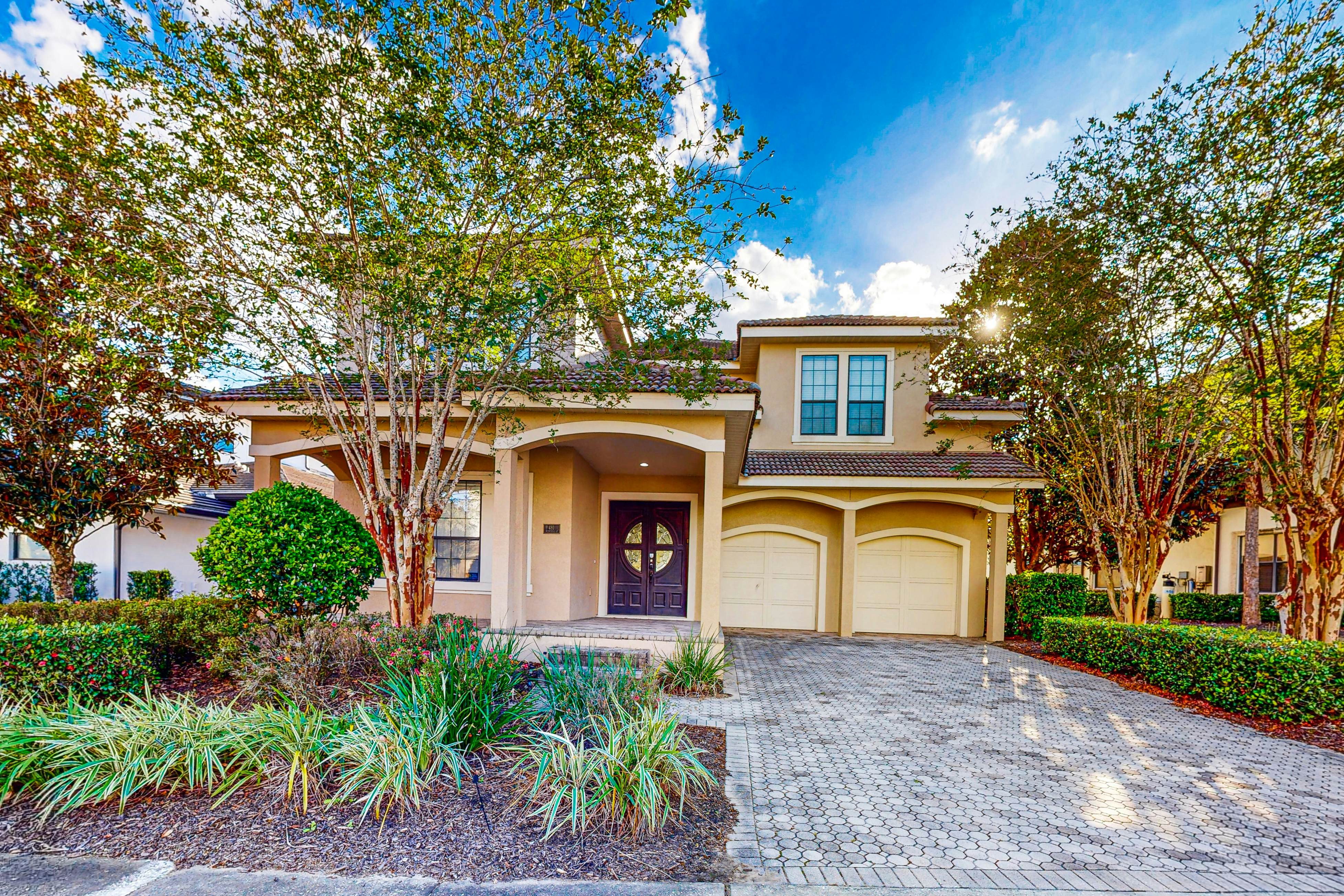 REU107-481-4-GP-Luxury Green Overlook - Legends Corner at Reunio