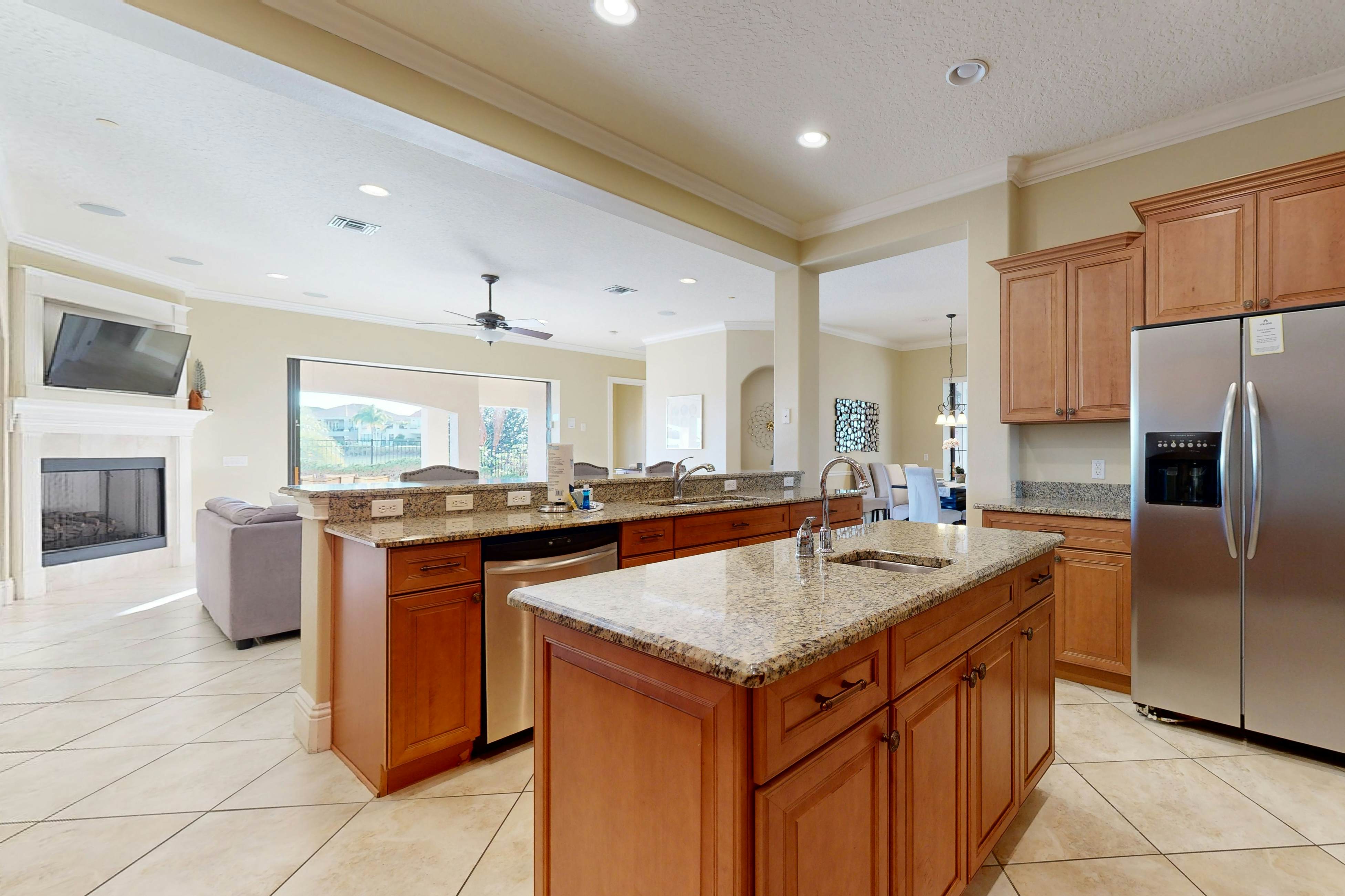 REU107-481-4-GP-Luxury Green Overlook - Legends Corner at Reunio