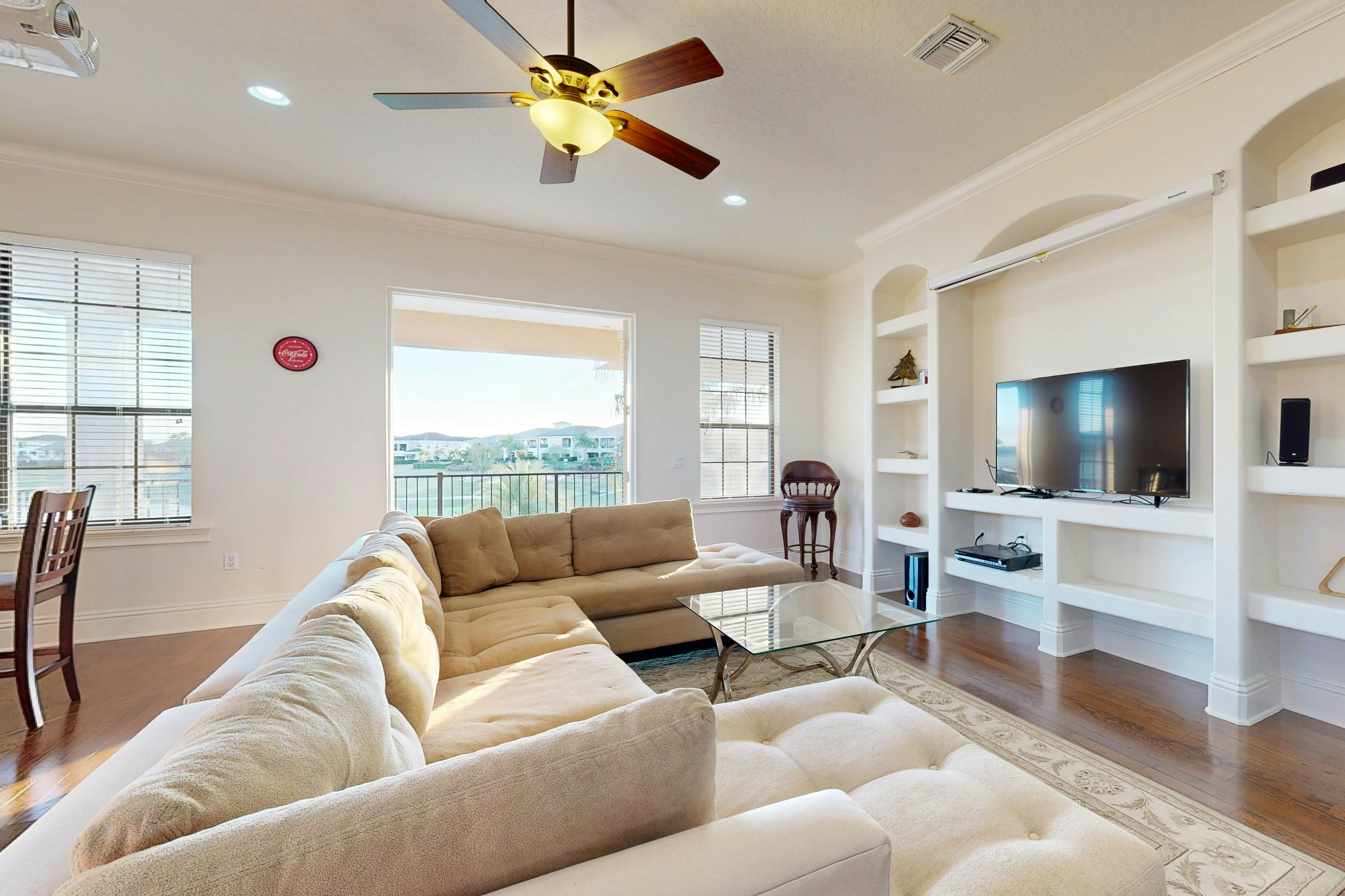 REU107-481-4-GP-Luxury Green Overlook - Legends Corner at Reunio