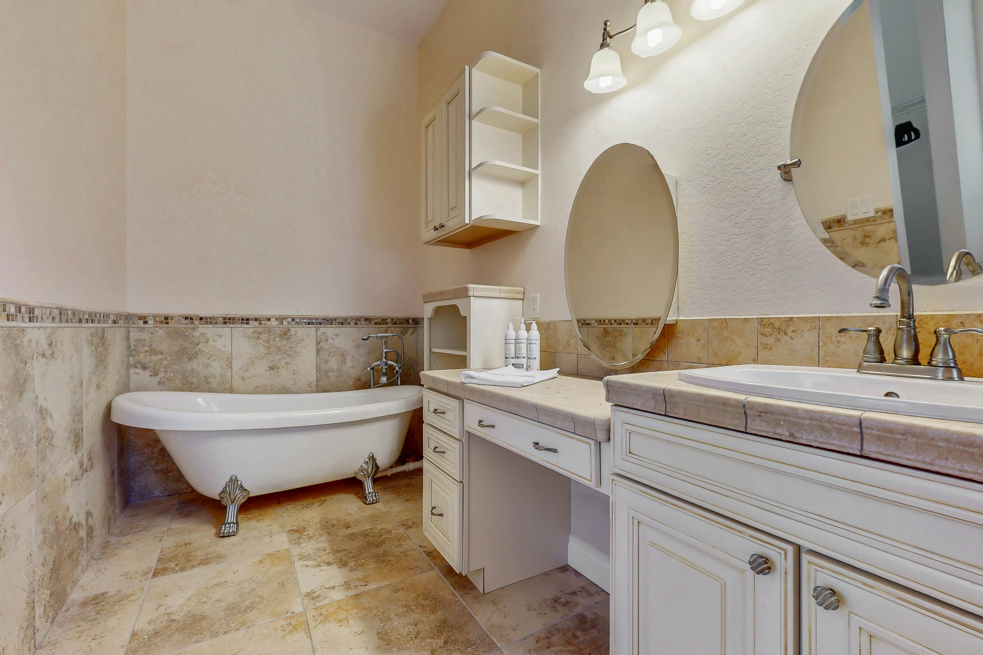 SEB105-9526-3-G - Sunset Serenity at Lake Josephine