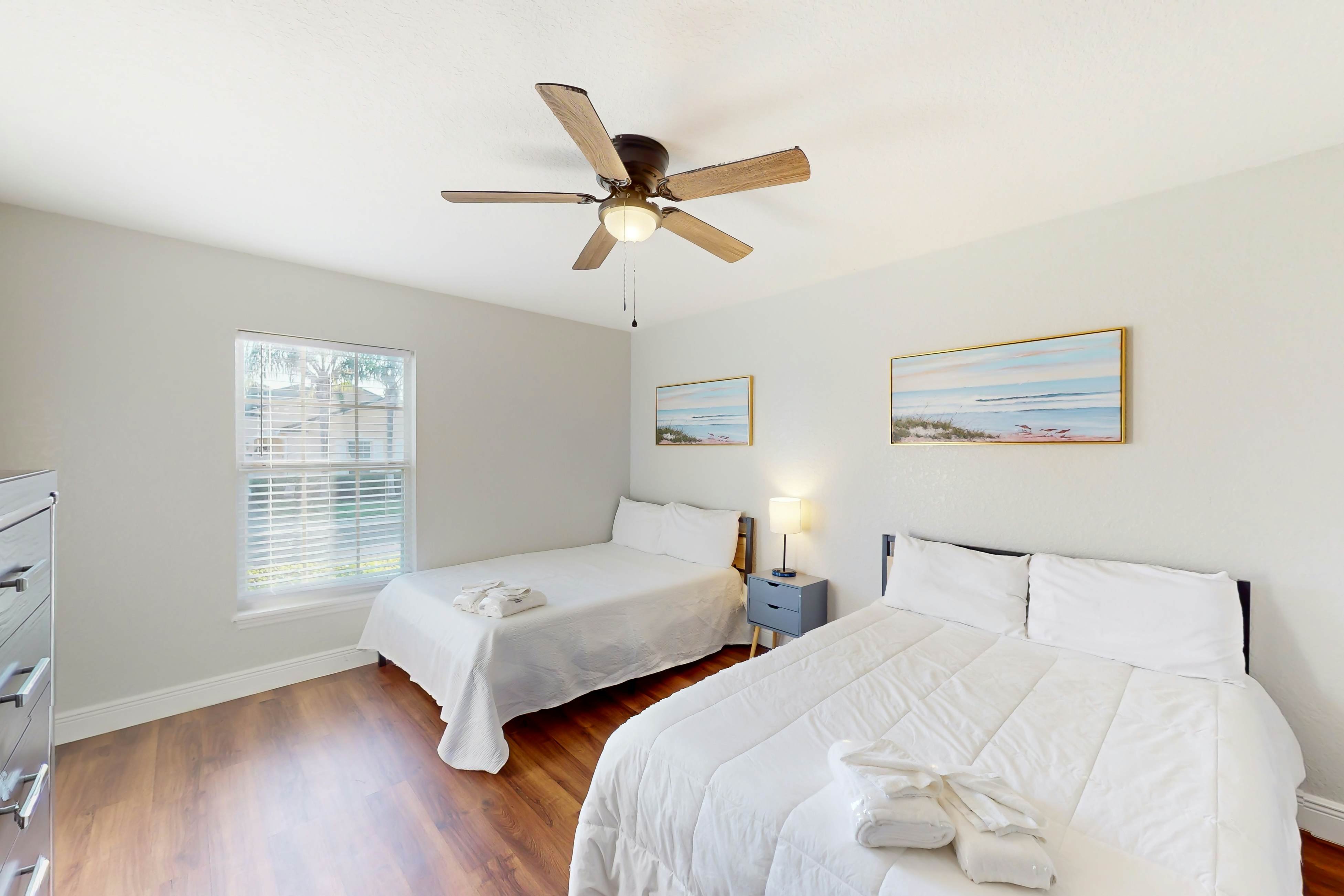 RSV101-538-3-P - Gathering Under the Palms