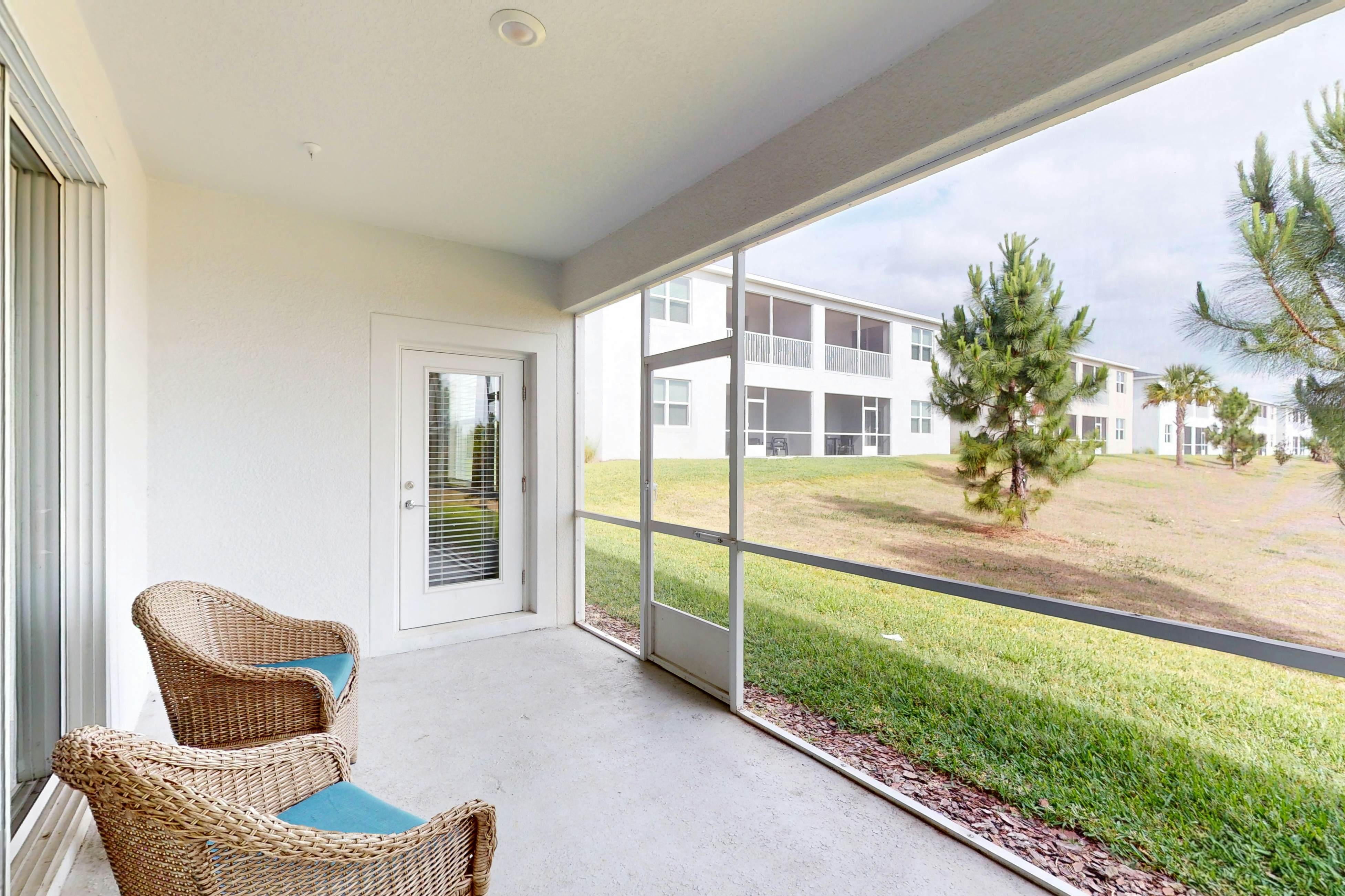 CHG134-1129-2 - SunDrop Sanctuary