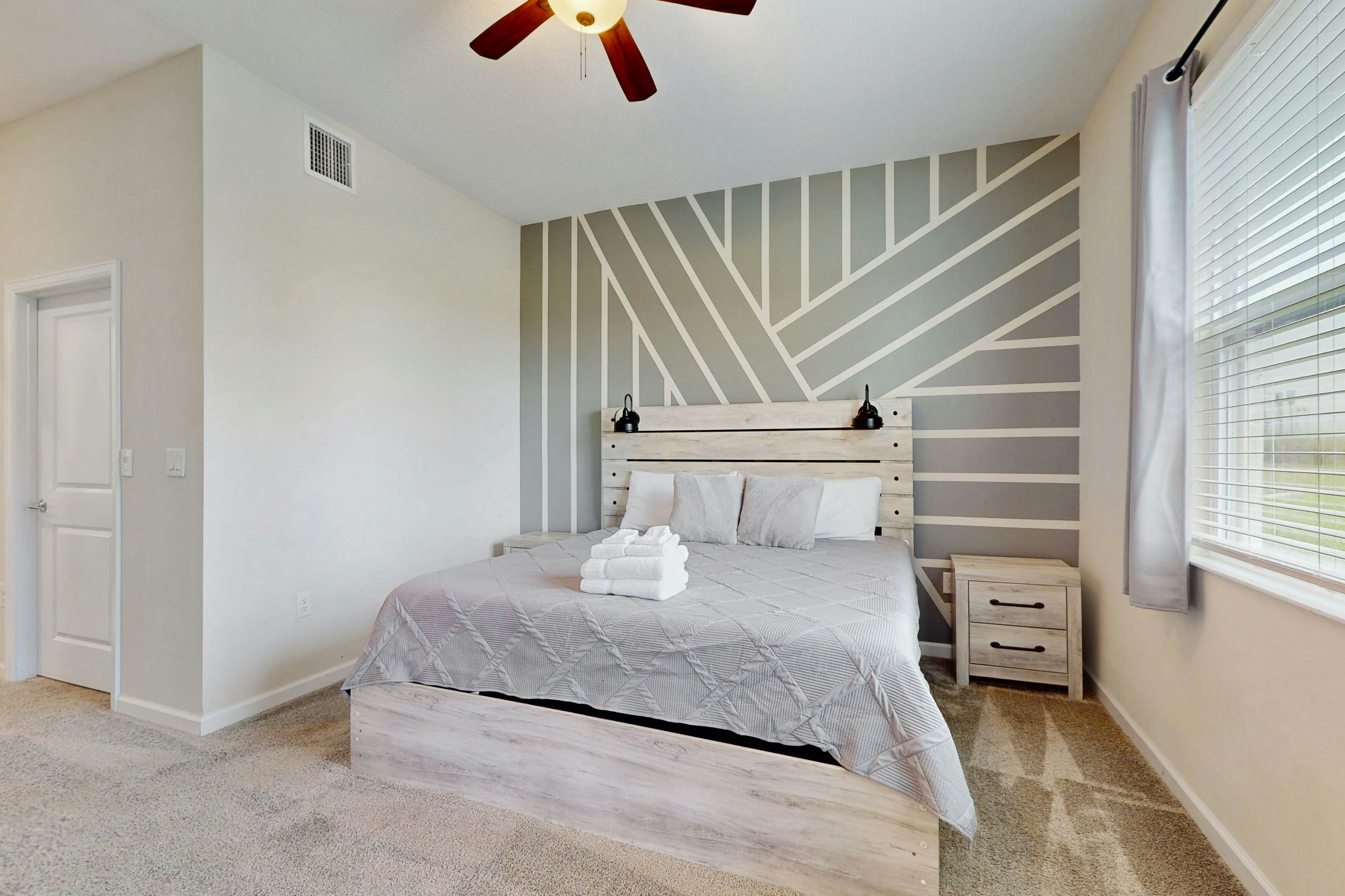 CHG134-1129-2 - SunDrop Sanctuary