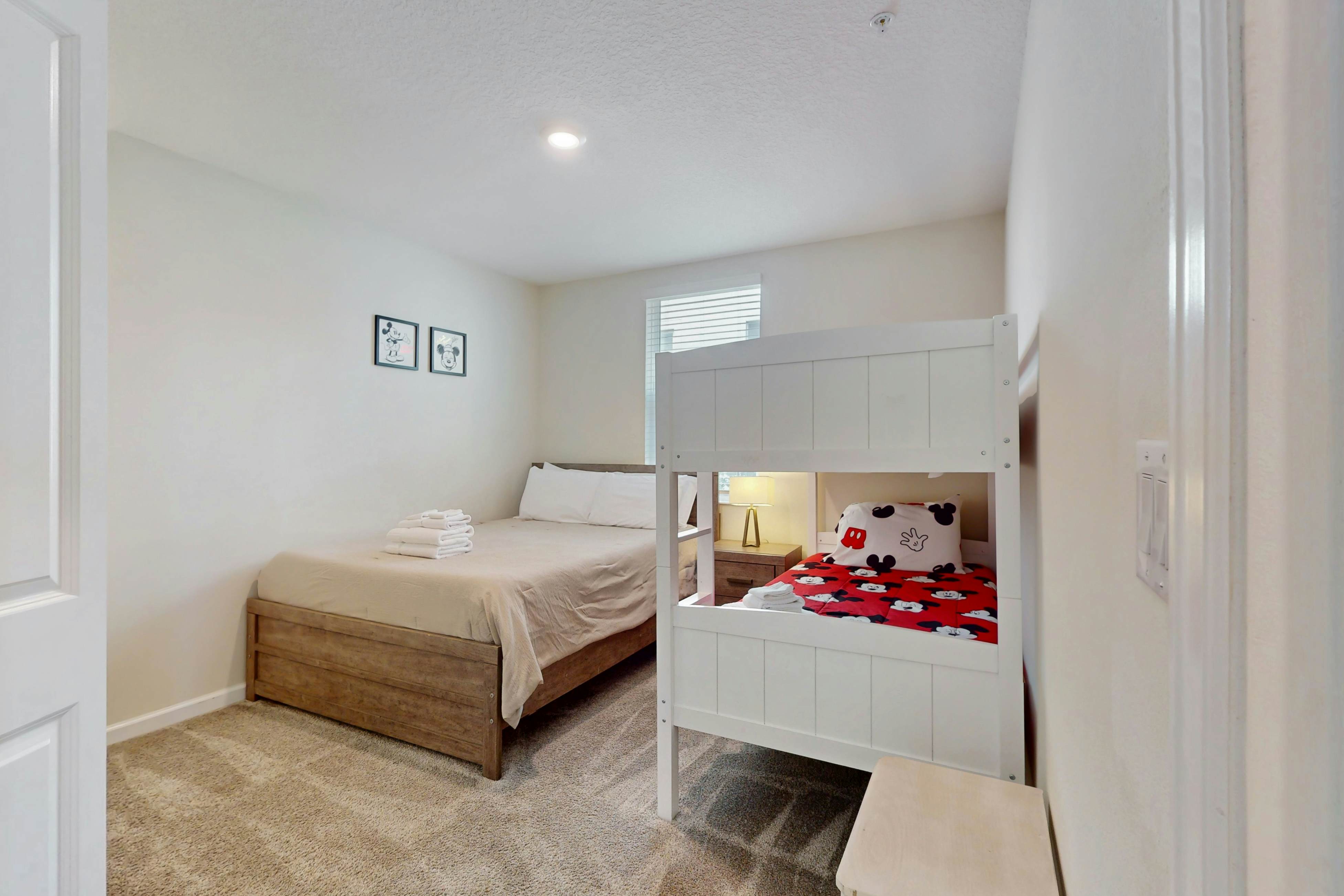 CHG134-1129-2 - SunDrop Sanctuary