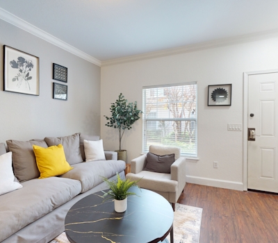 Memory Lane-Lucaya Village