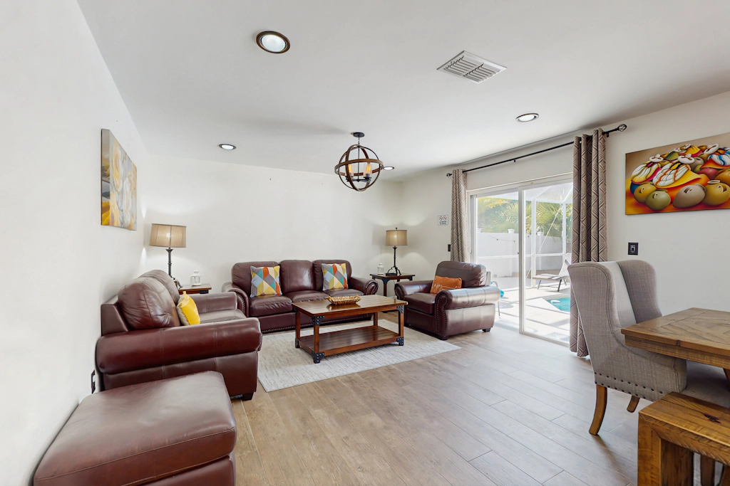 KIS104-4734-4-GP- Windwood Villa