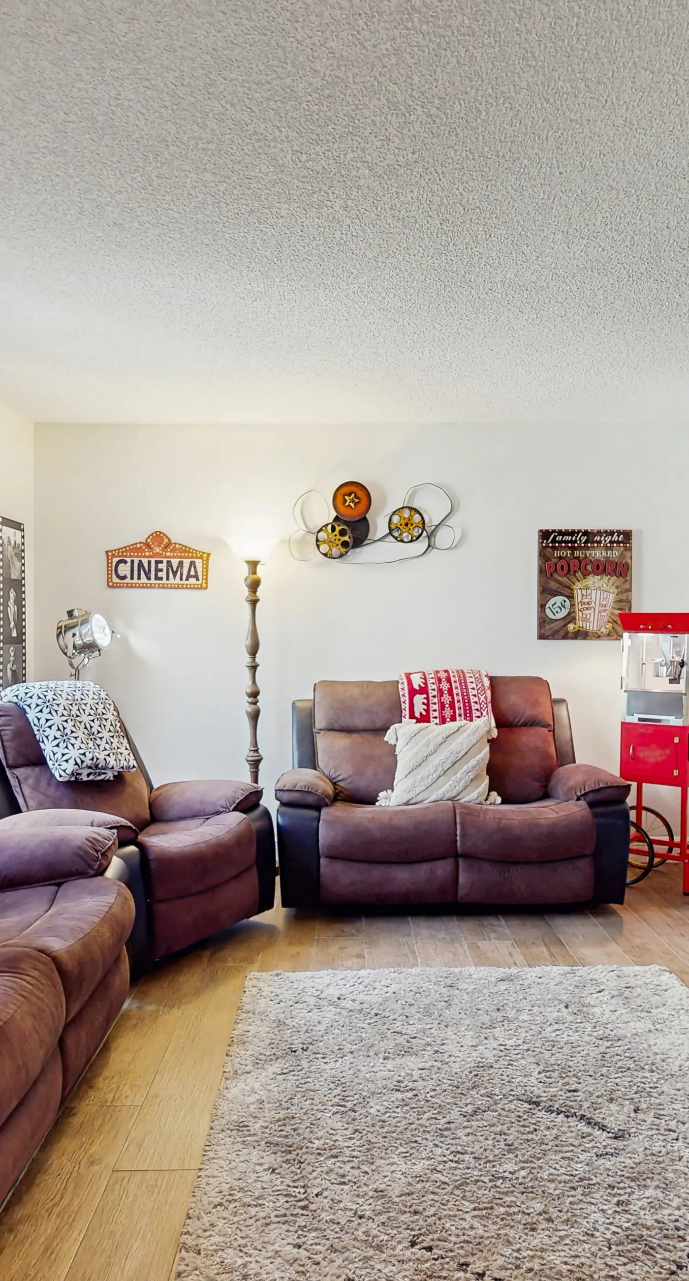 KIS104-4734-4-GP- Windwood Villa
