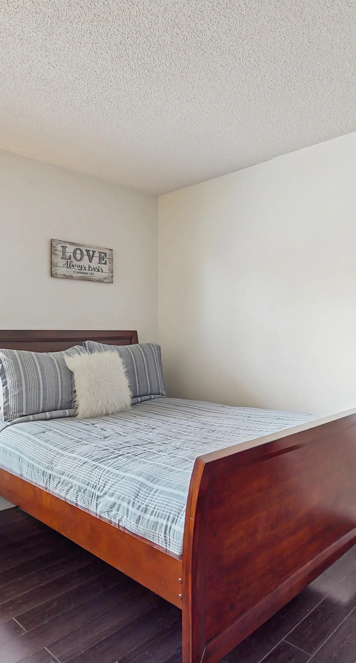 KIS104-4734-4-GP- Windwood Villa