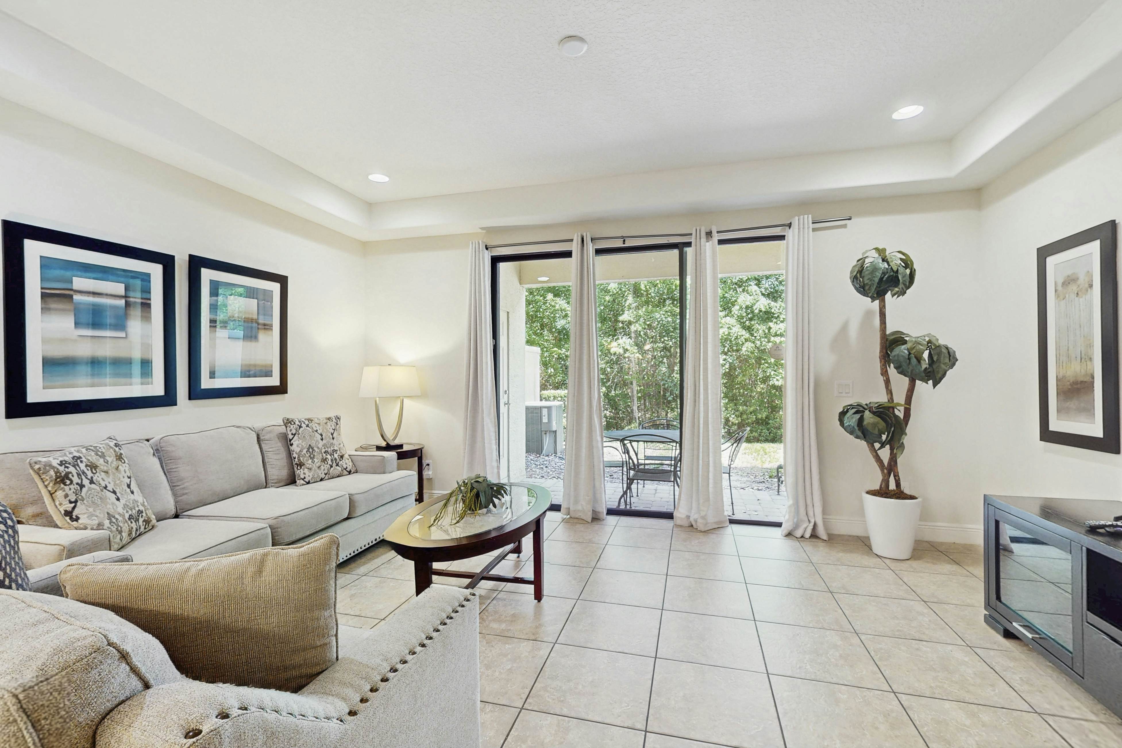 FCG101-8095-3 - Mickey's Clubhouse - The Fountains at Champions