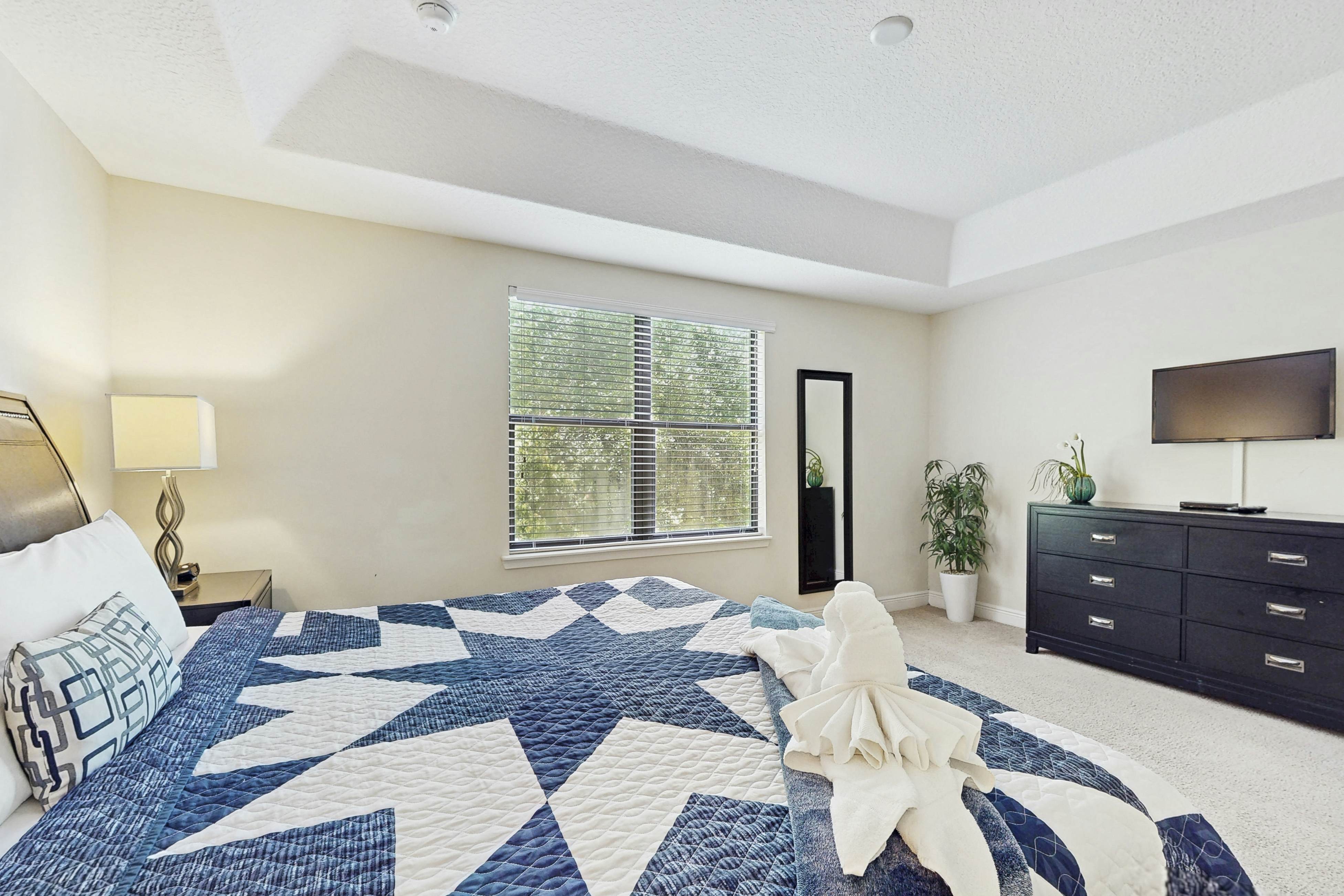 FCG101-8095-3 - Mickey's Clubhouse - The Fountains at Champions