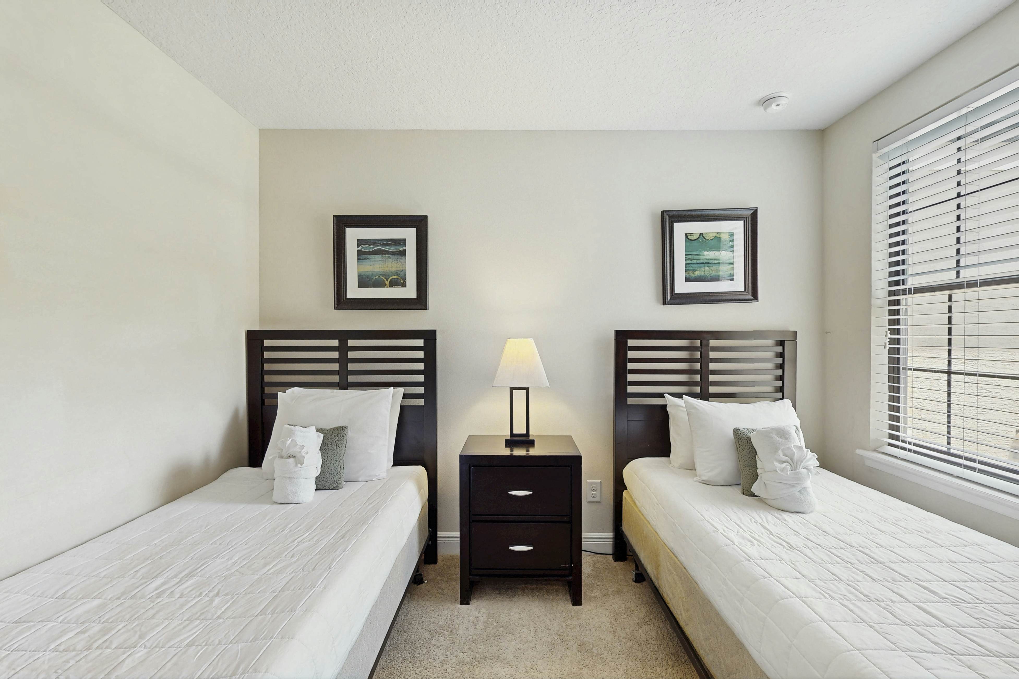 FCG101-8095-3 - Mickey's Clubhouse - The Fountains at Champions