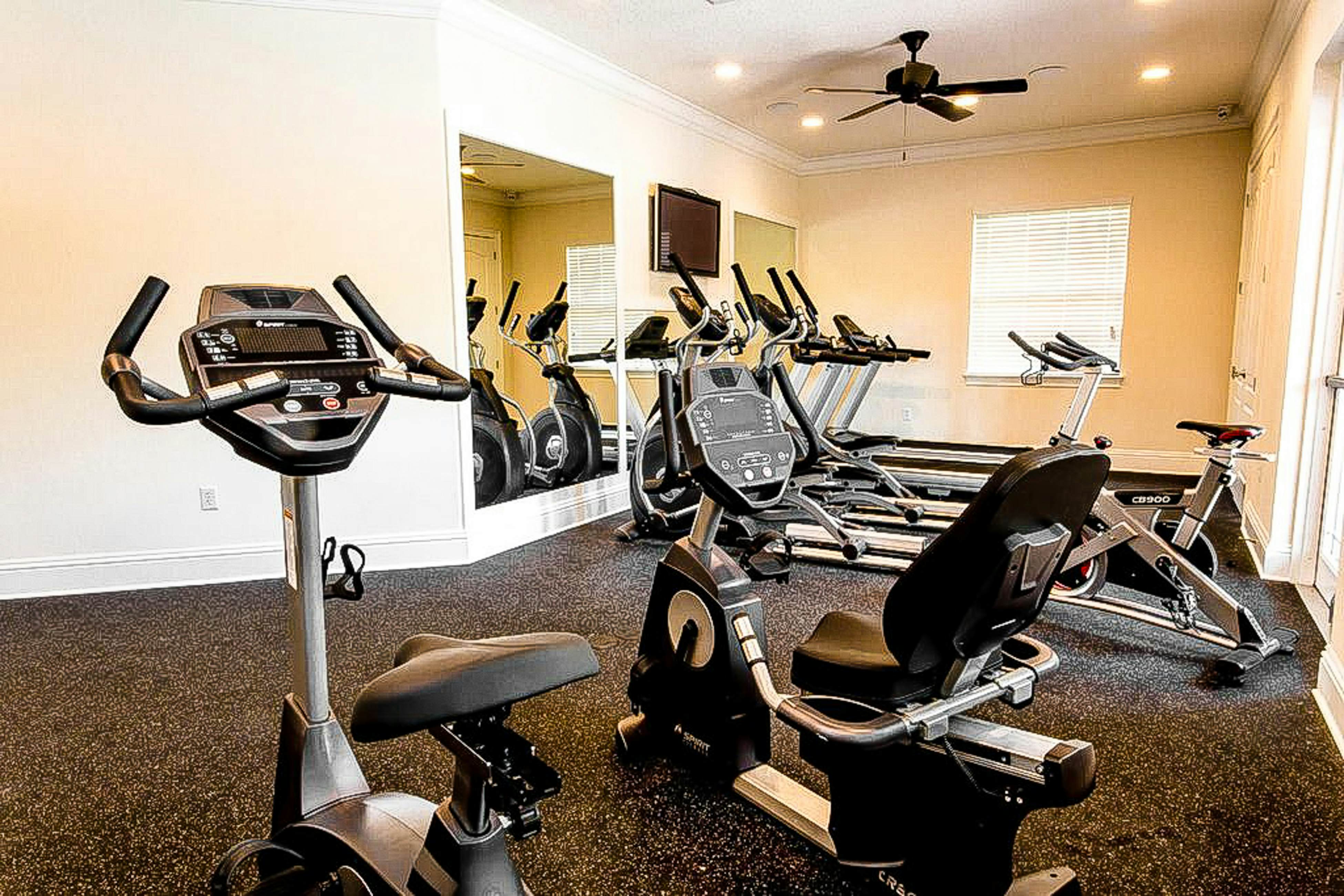 FCG101-8095-3 - Mickey's Clubhouse - The Fountains at Champions