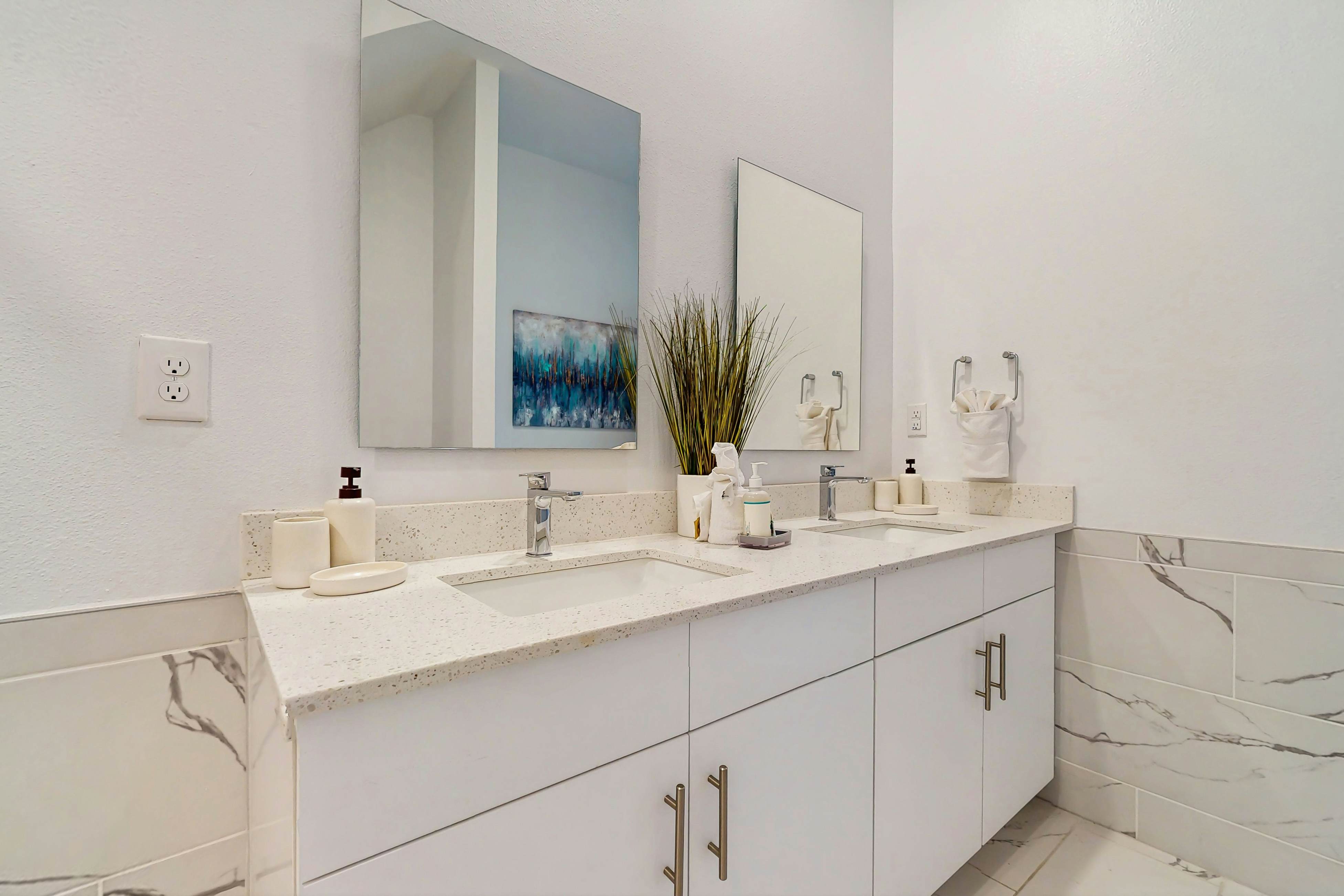 AZU111-289-5-P - Serendipity at Azur Resort