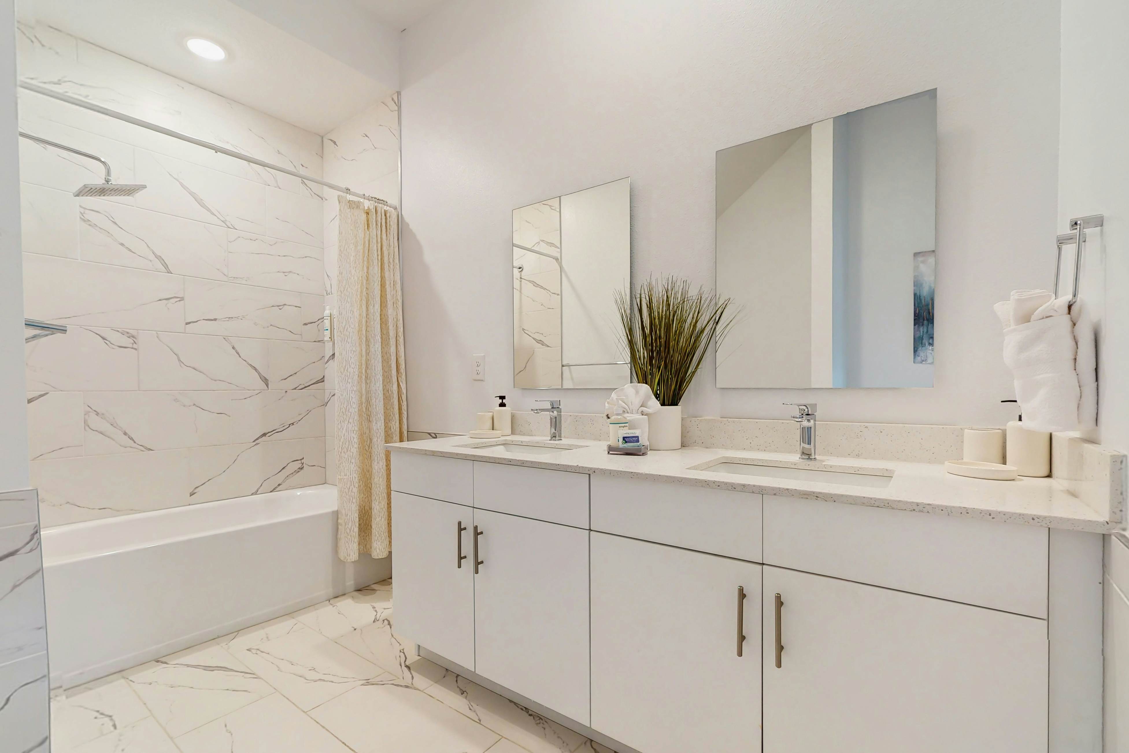 AZU111-289-5-P - Serendipity at Azur Resort