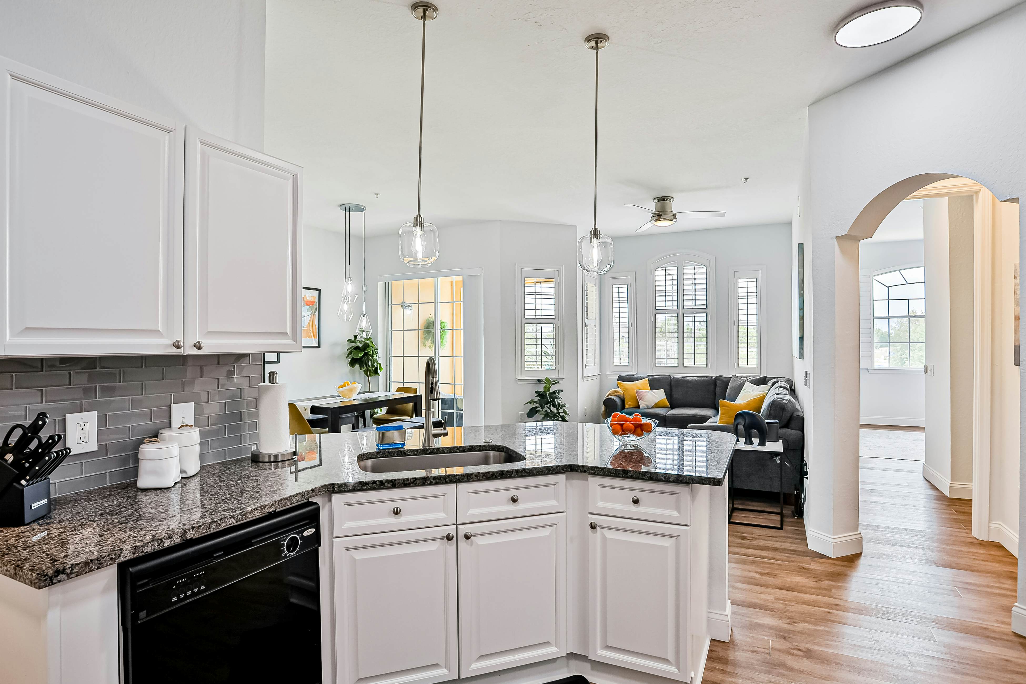 TRR107-818-3 - Sunshine & Fun Times