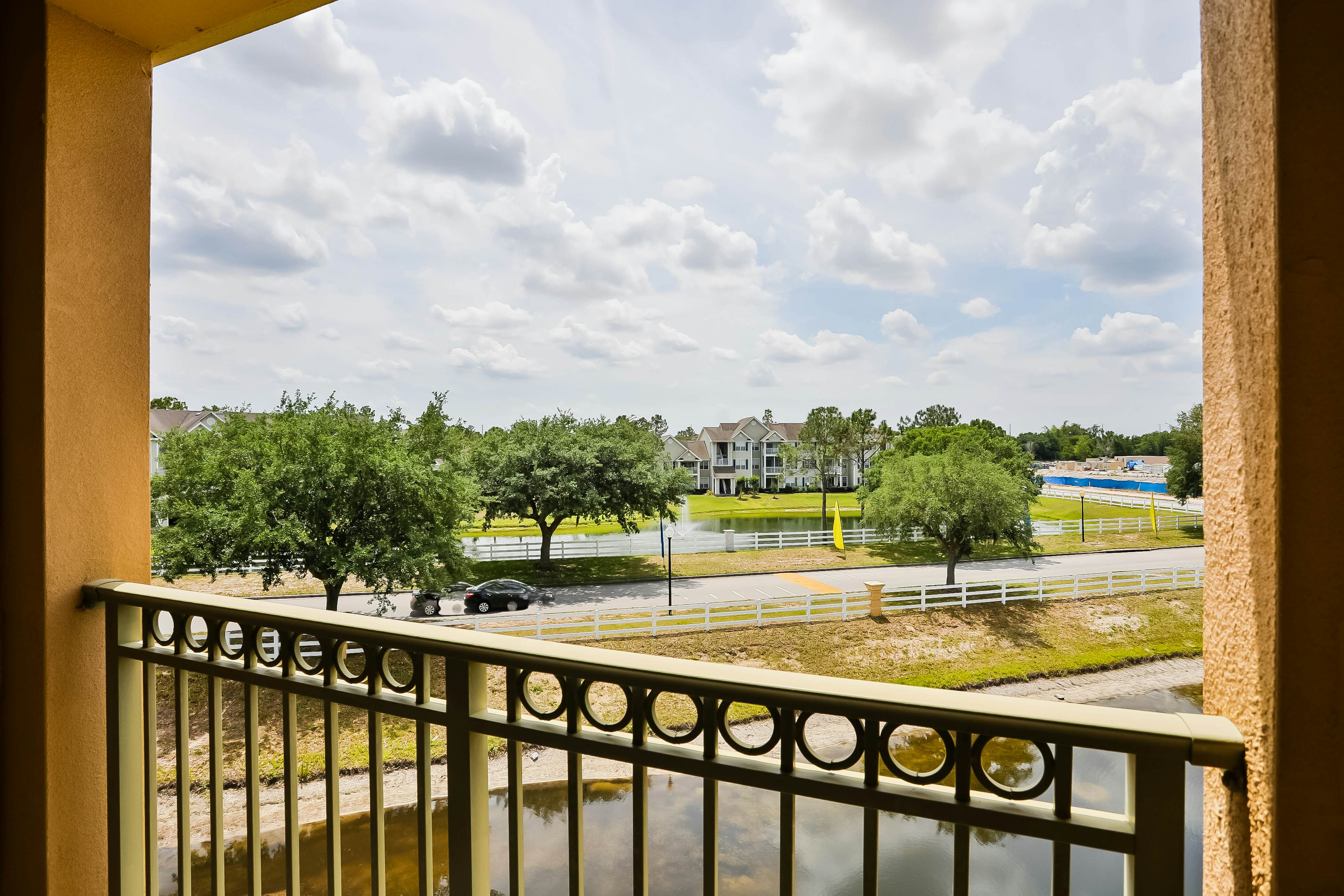 TRR107-818-3 - Sunshine & Fun Times