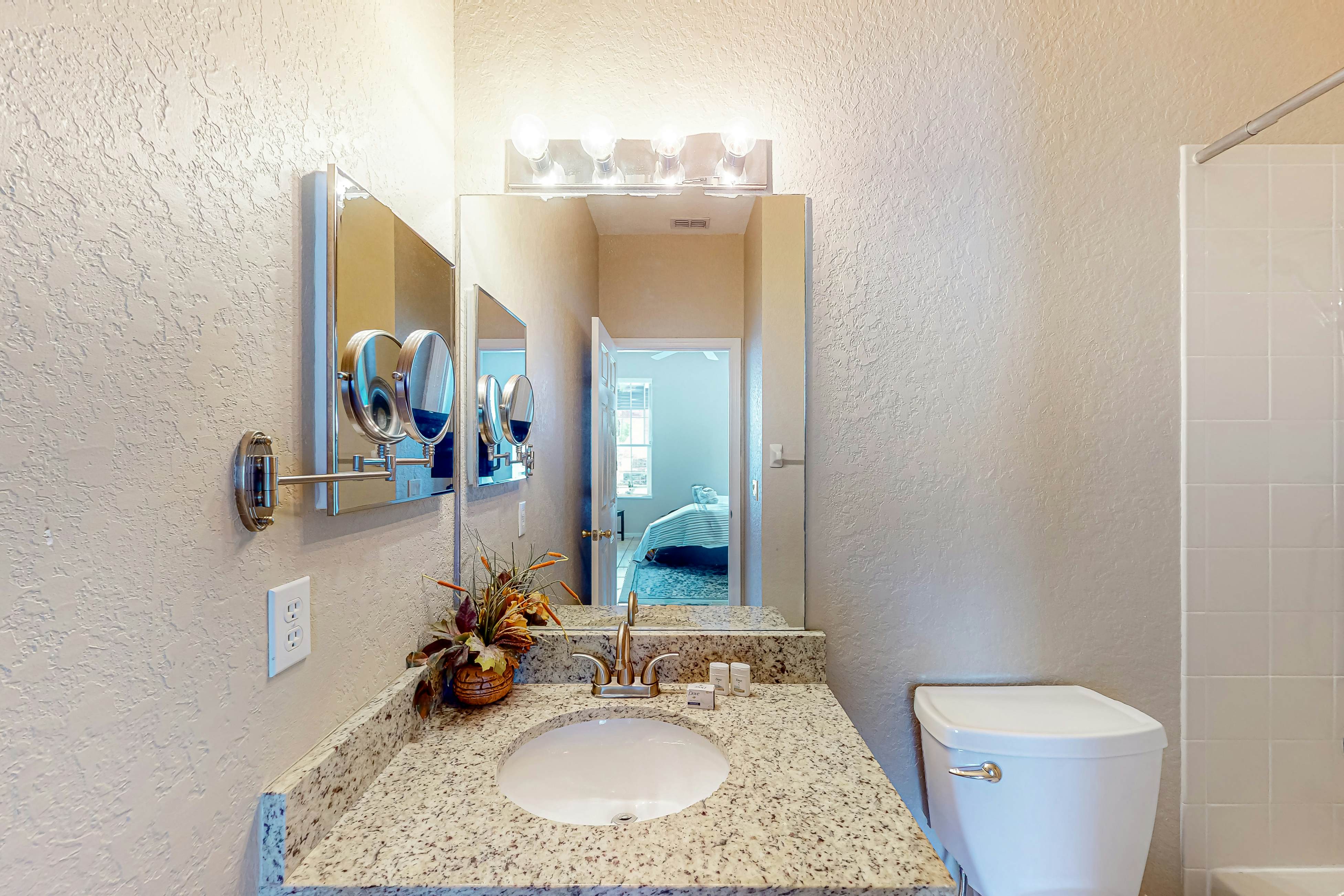 RGP106-207-4 - Sunny Oasis