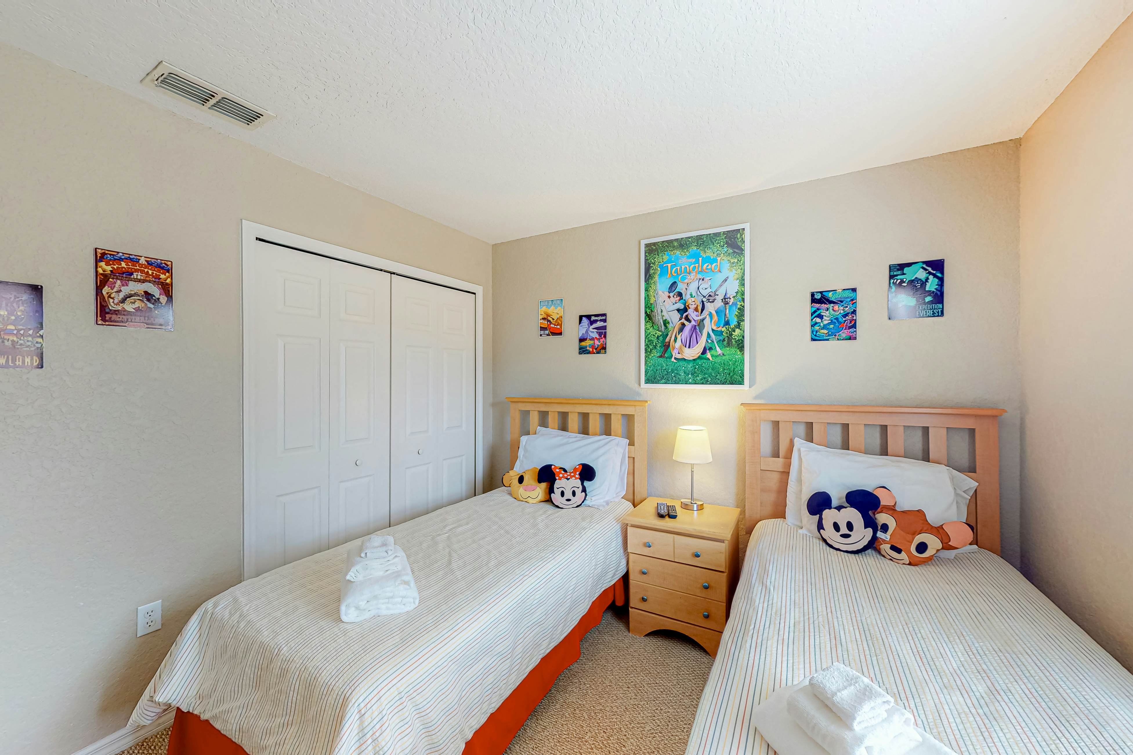 RGP106-207-4 - Sunny Oasis