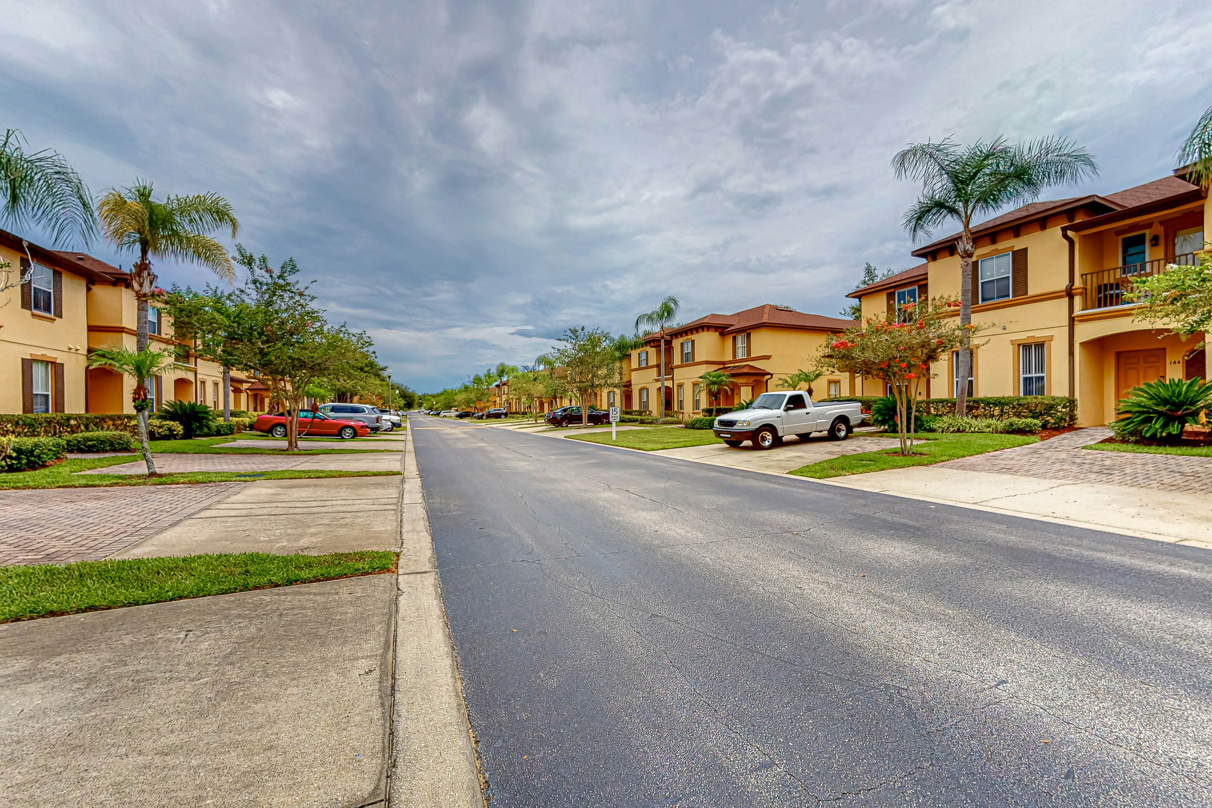 RGP106-207-4 - Sunny Oasis