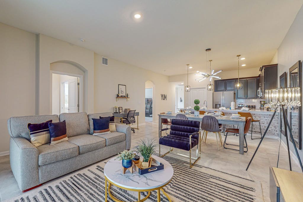 Spacious townhouse with private patio and resort amenites
