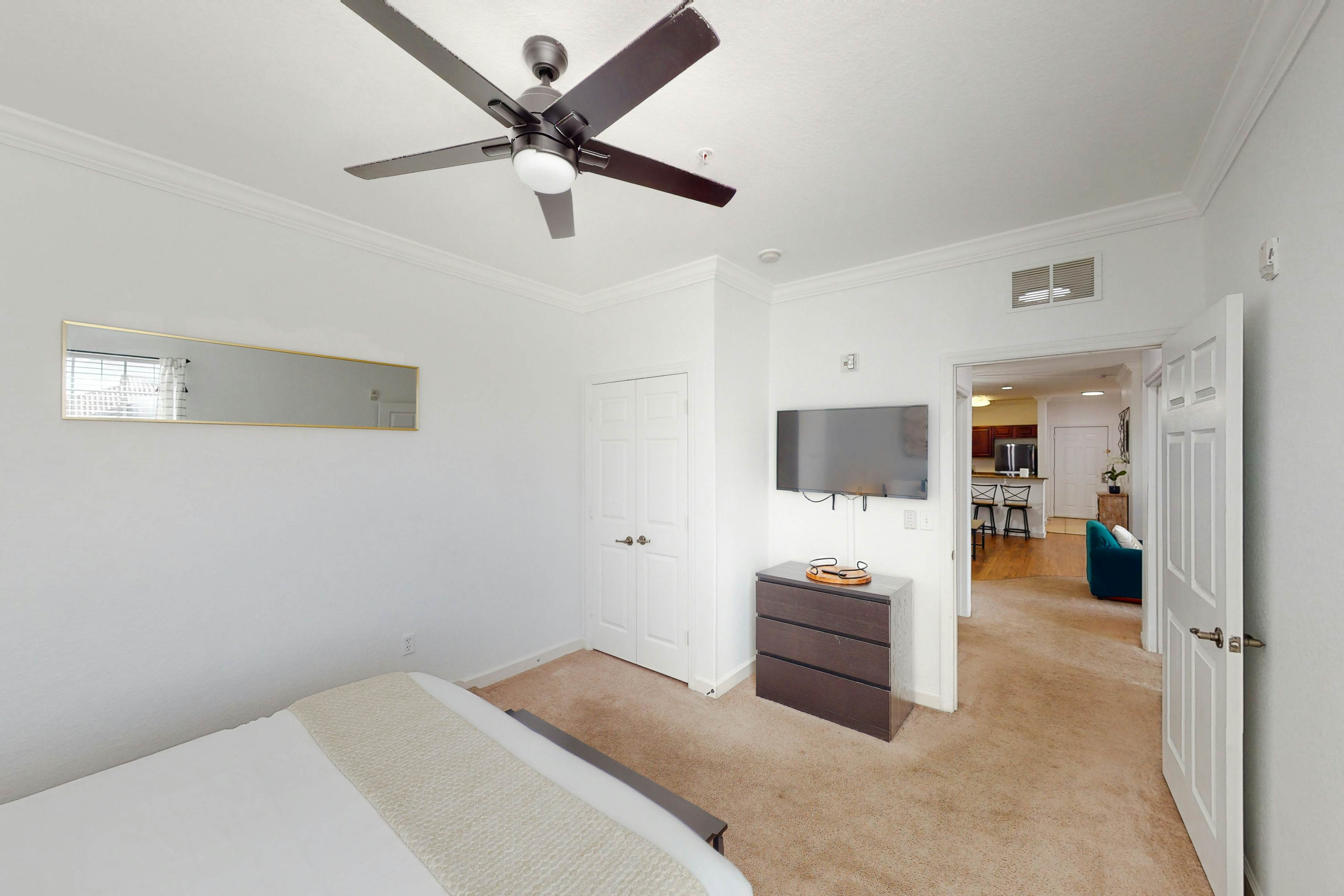 TUS106-8010-3401-3-Tuscan Oasis