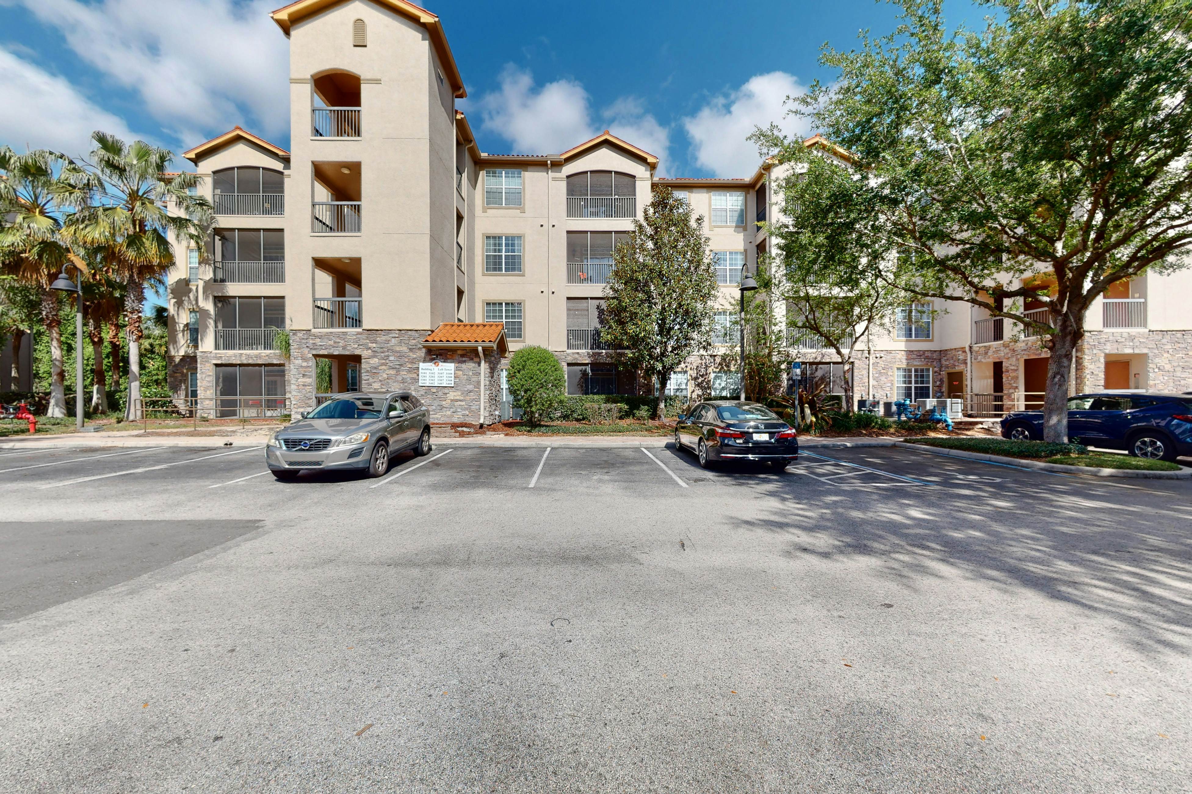 TUS106-8010-3401-3-Tuscan Oasis