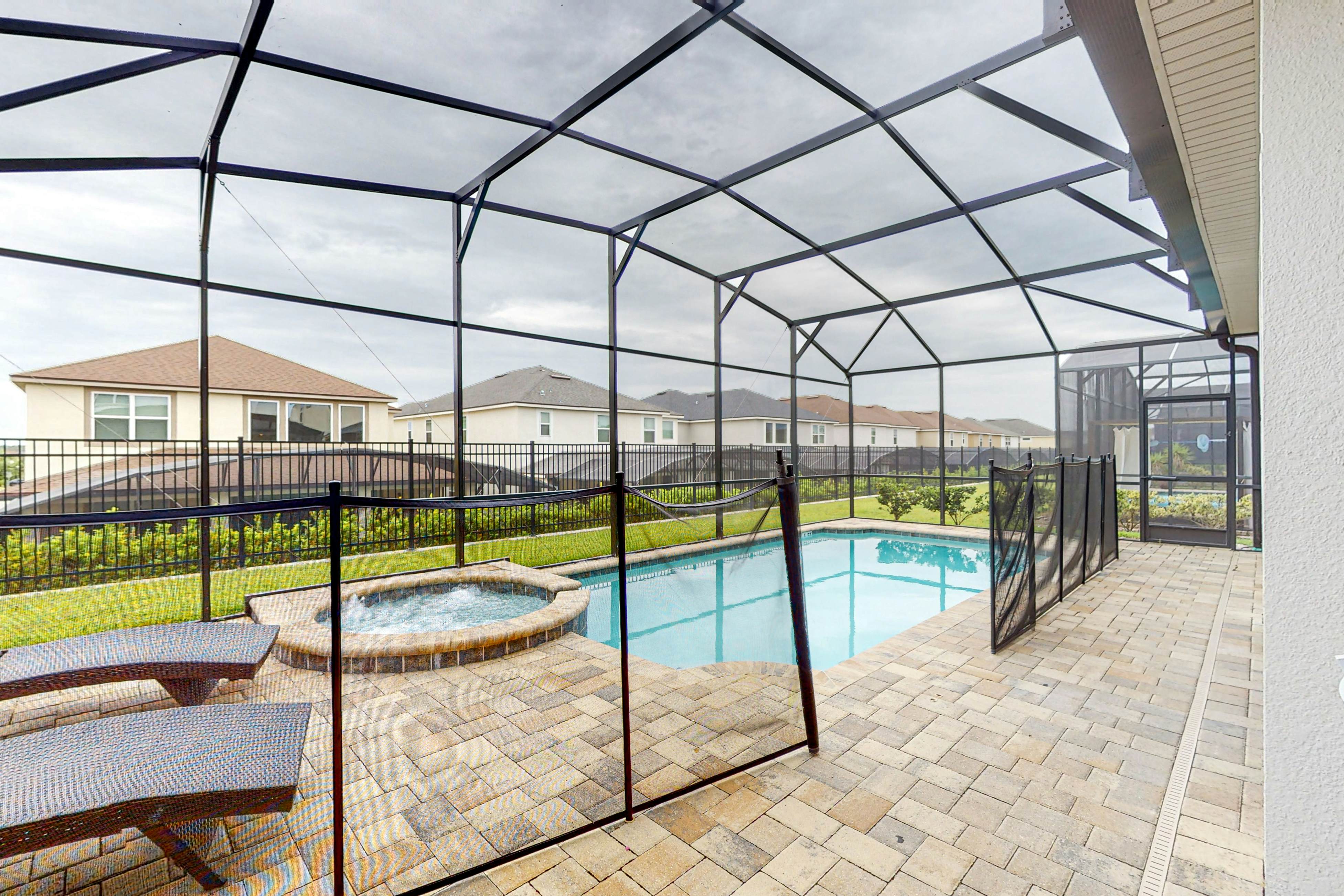 SLA113-1817-6-P - Solara Joy - Solara Resort