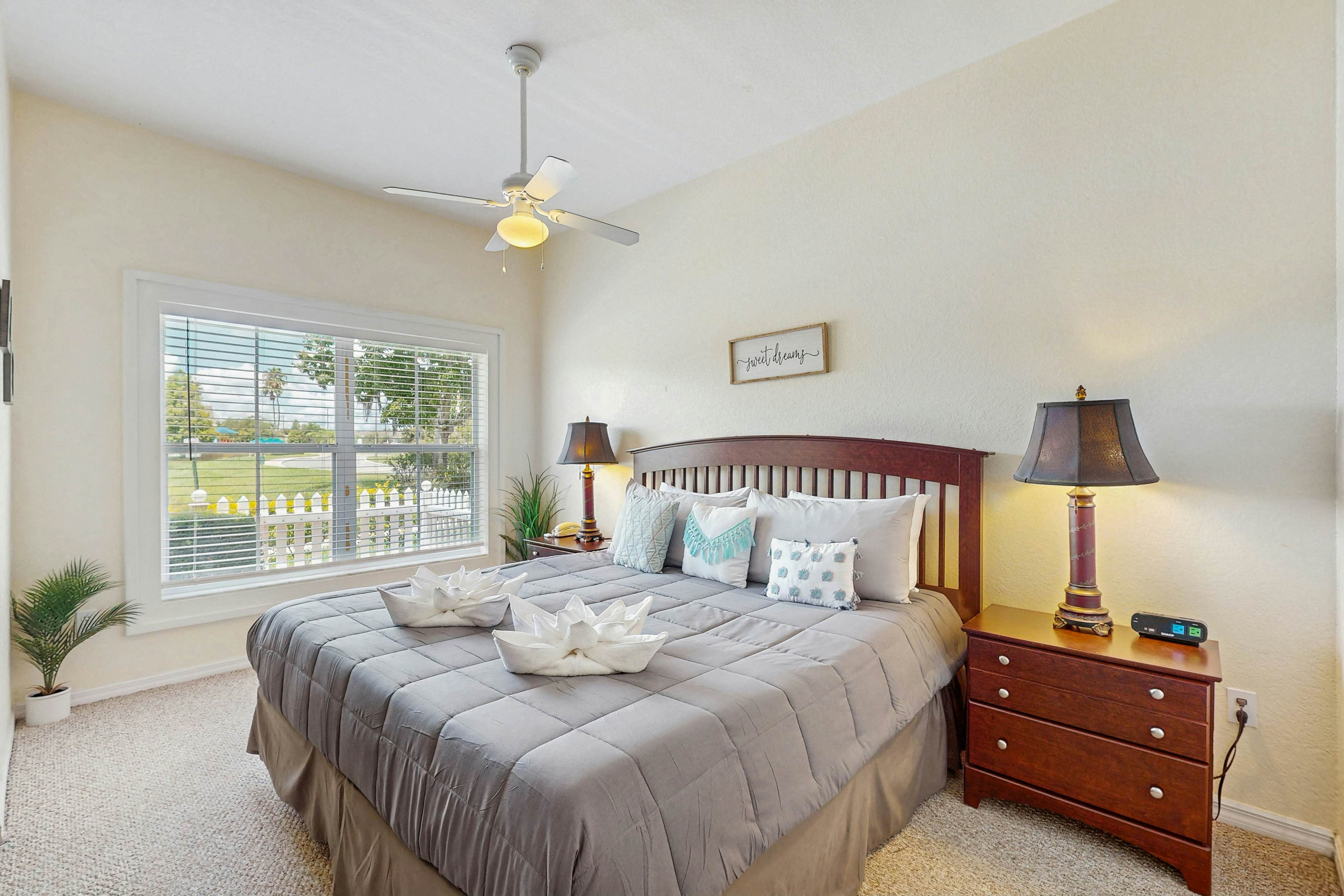 VBV101-2200-39-105-3 - Sunset Shores at Venetian Bay