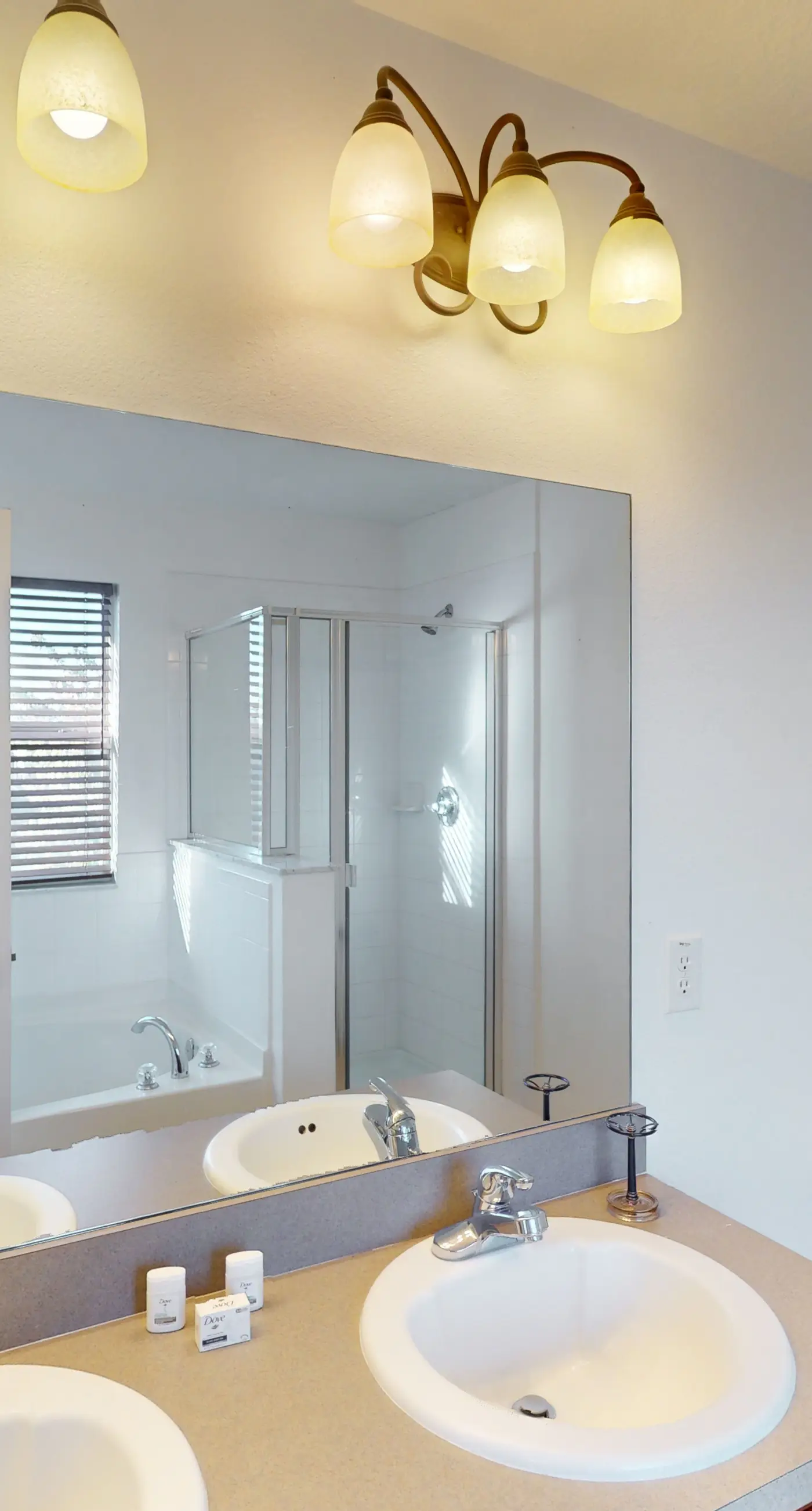 CB103-5156-3 - Comfy Escape - Compass Bay Resort