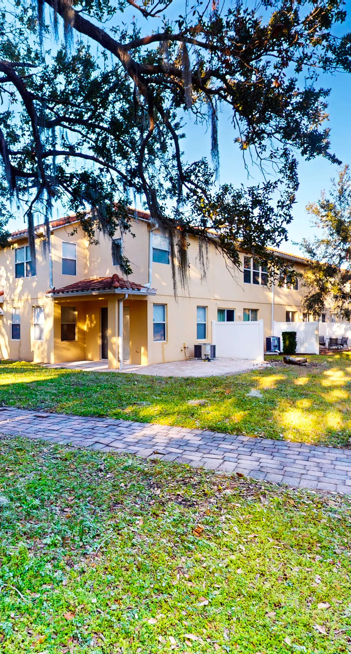 CB103-5156-3 - Comfy Escape - Compass Bay Resort