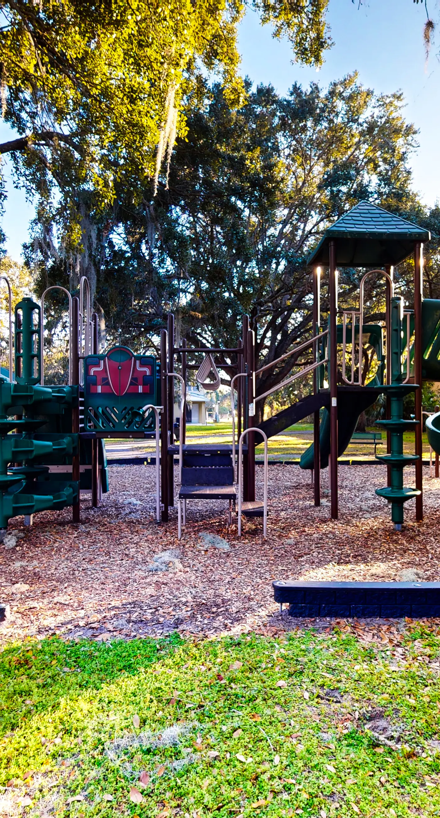 CB103-5156-3 - Comfy Escape - Compass Bay Resort