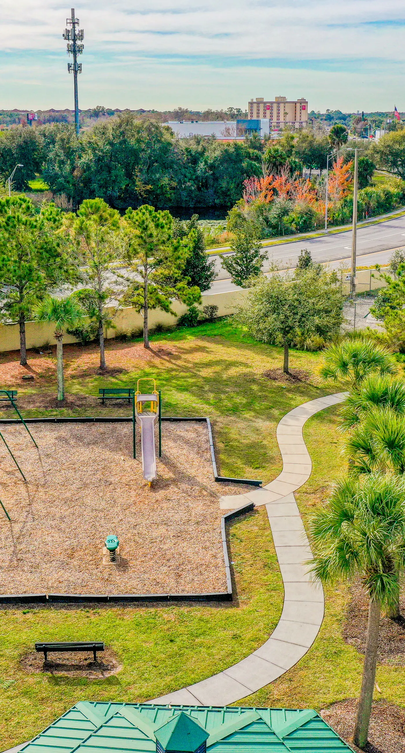 CB103-5156-3 - Comfy Escape - Compass Bay Resort