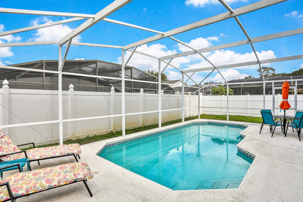 Snowbird-friendly home near Disney w/private heated pool, lanai, shared tennis