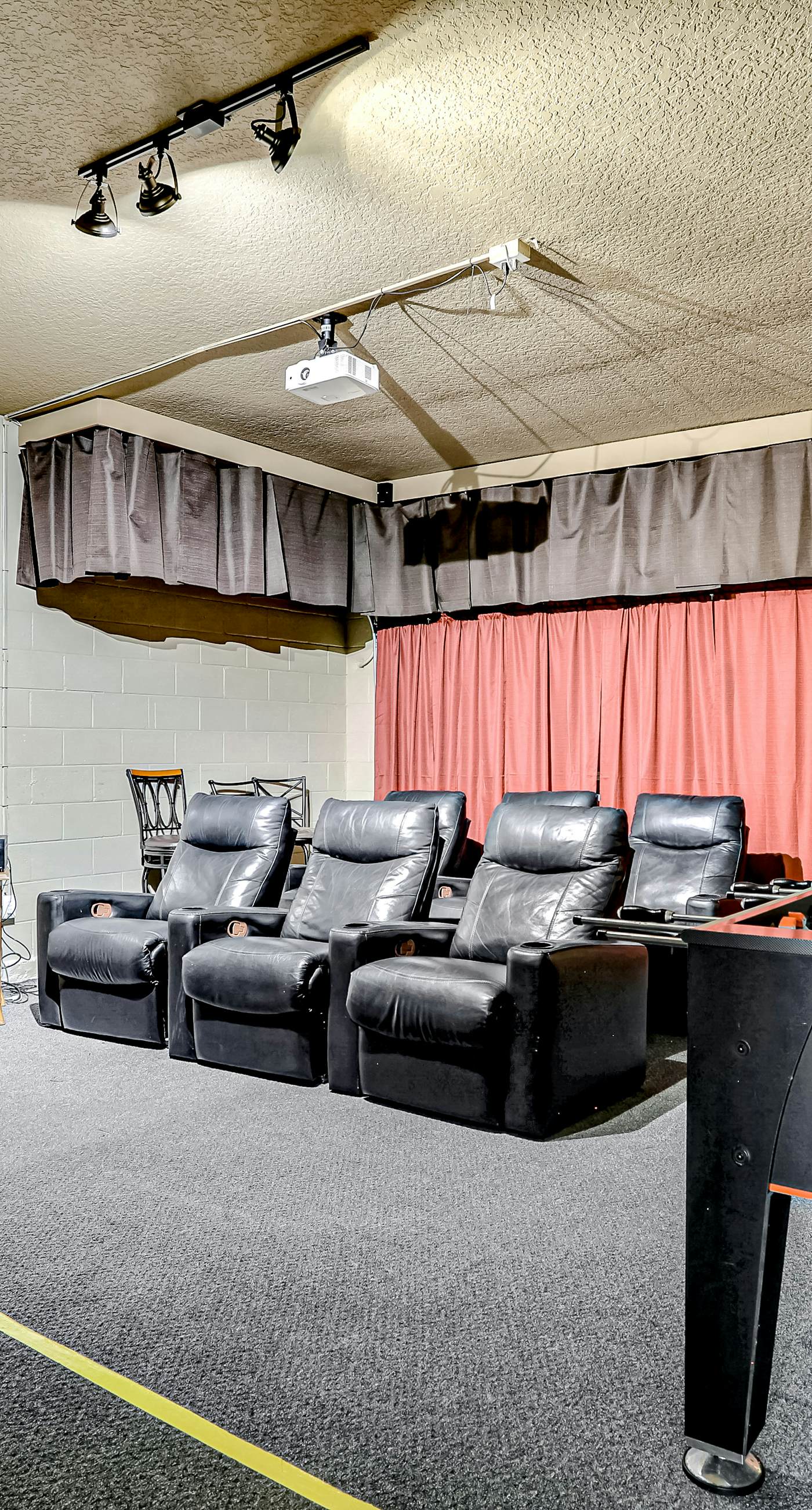 EMI106-2752-7-P-Sunny and Serene - Emerald Island Resort