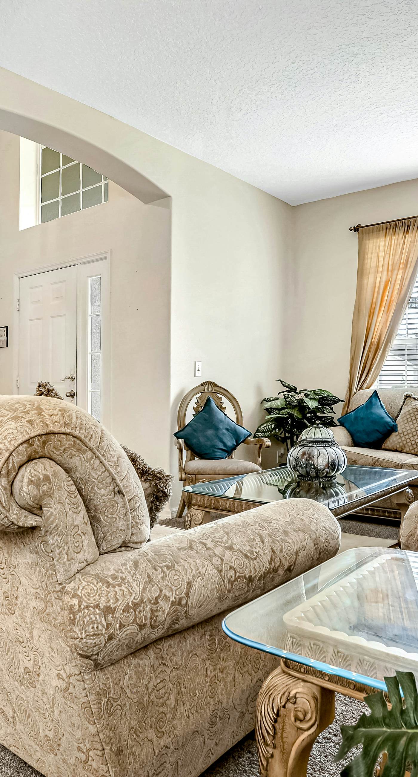 EMI106-2752-7-P-Sunny and Serene - Emerald Island Resort