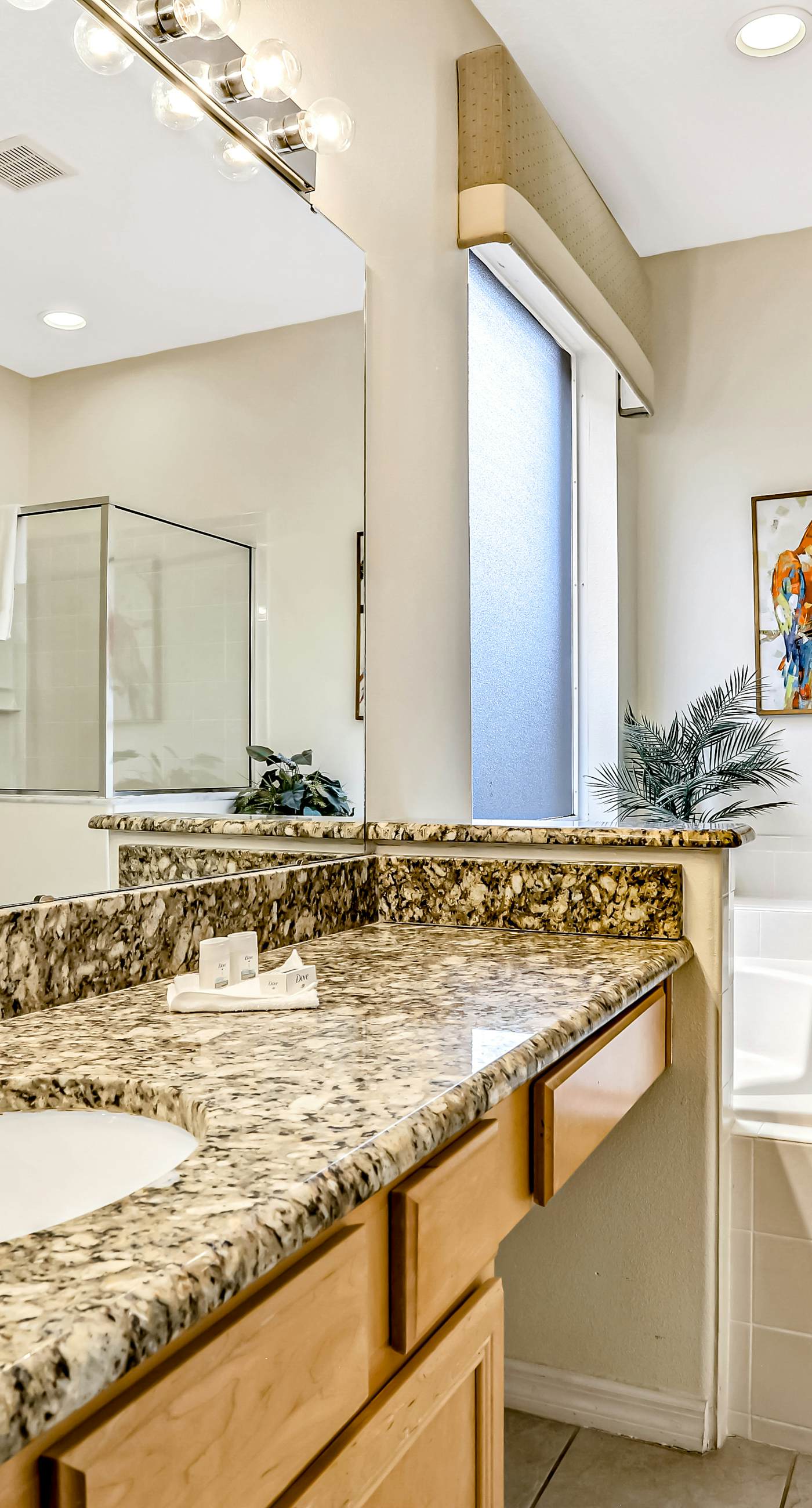 EMI106-2752-7-P-Sunny and Serene - Emerald Island Resort